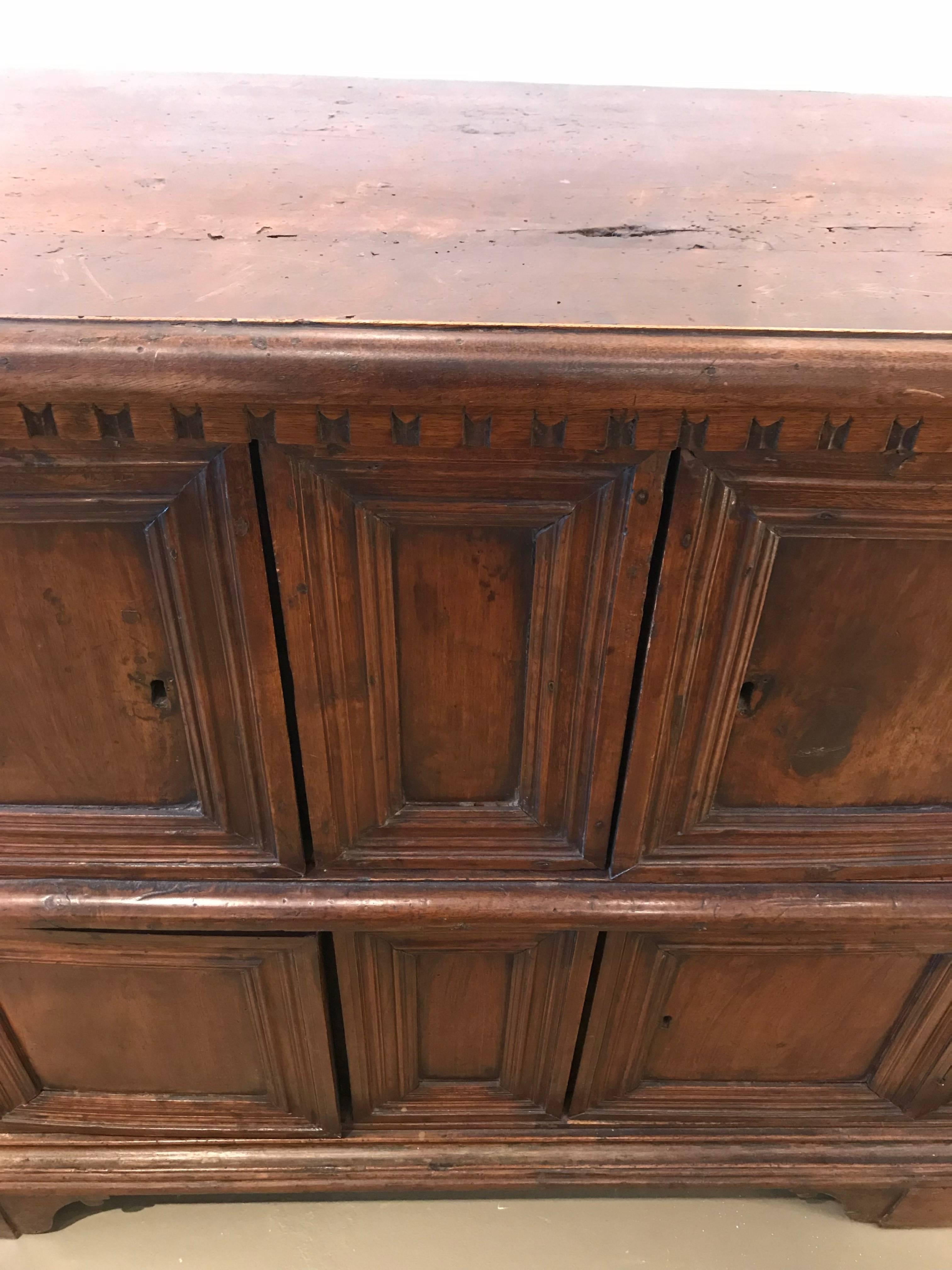 Late 18th-early 19th century chest on chest. Top cabinet slides off. Four functional doors.
Italian.
 
