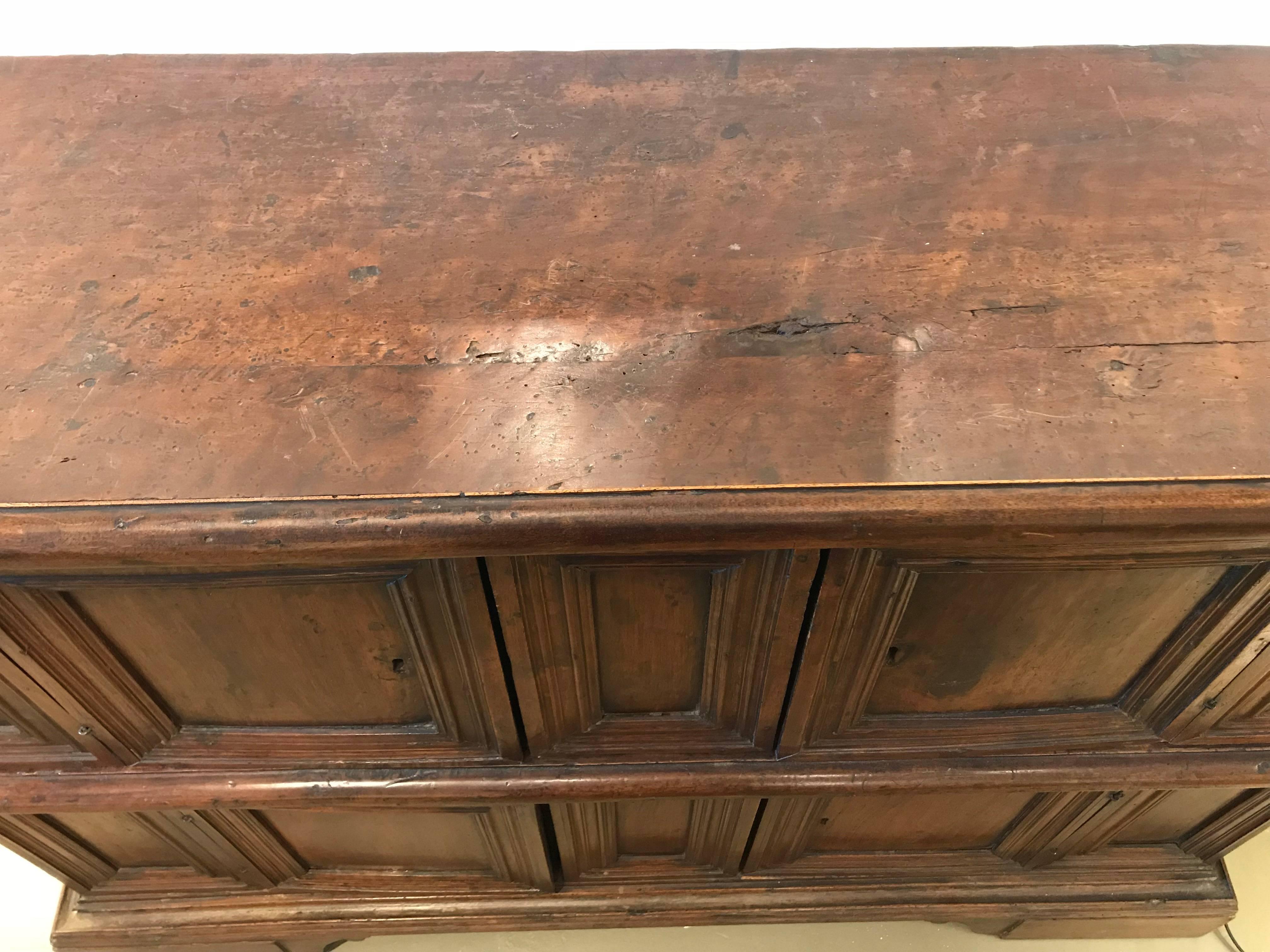 Late 18th-Early 19th Century Italian Chest On Chest 3