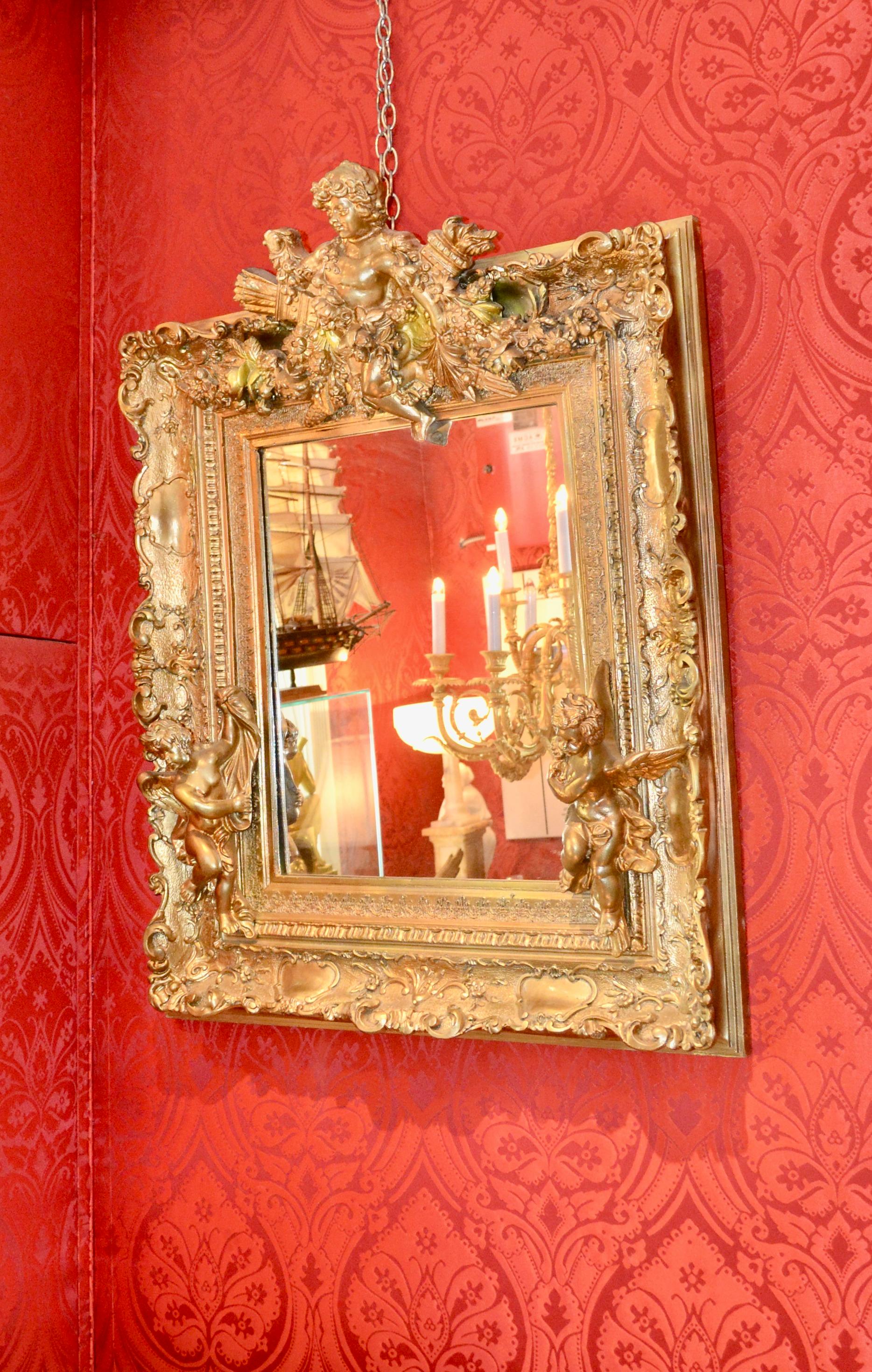 Gerahmter Spiegel im Rokoko-Stil Napoleon III. des späten 19. Jahrhunderts aus vergoldetem Holz und Gesso im Angebot 7