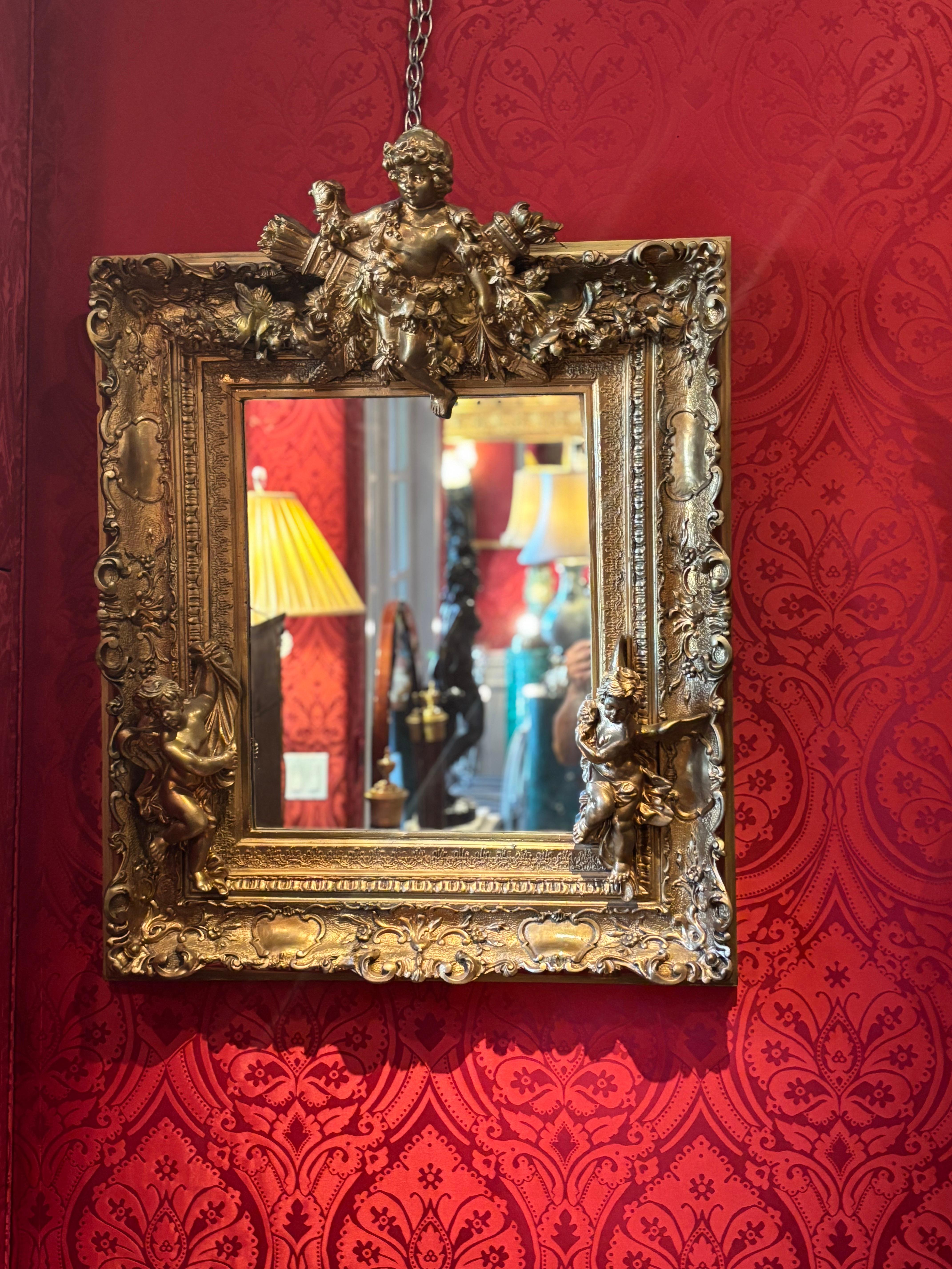Specchio con cornice in legno dorato e gesso della fine del XIX secolo in stile rococò Napoleone III in vendita 4