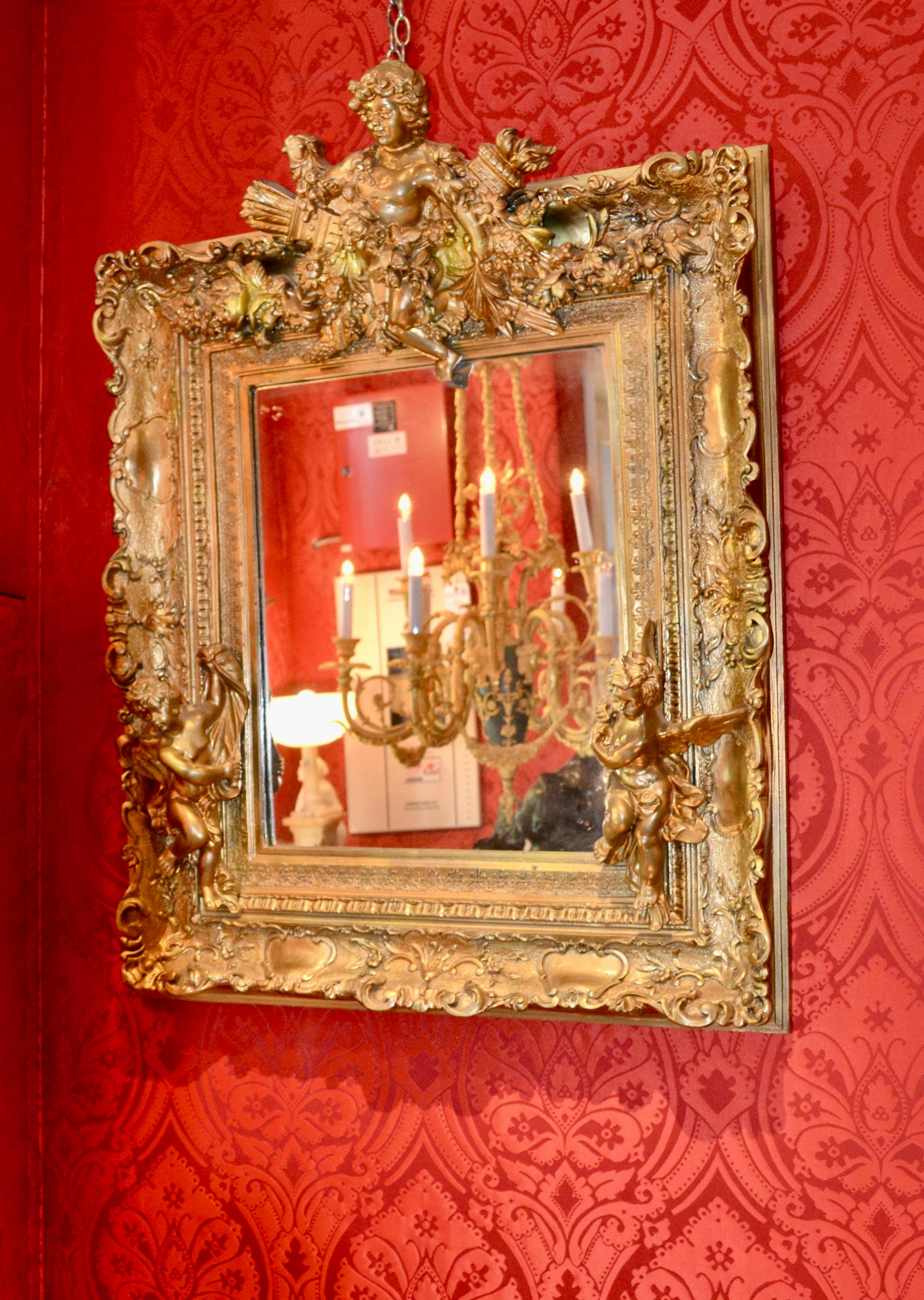 Gerahmter Spiegel im Rokoko-Stil Napoleon III. des späten 19. Jahrhunderts aus vergoldetem Holz und Gesso im Angebot 8