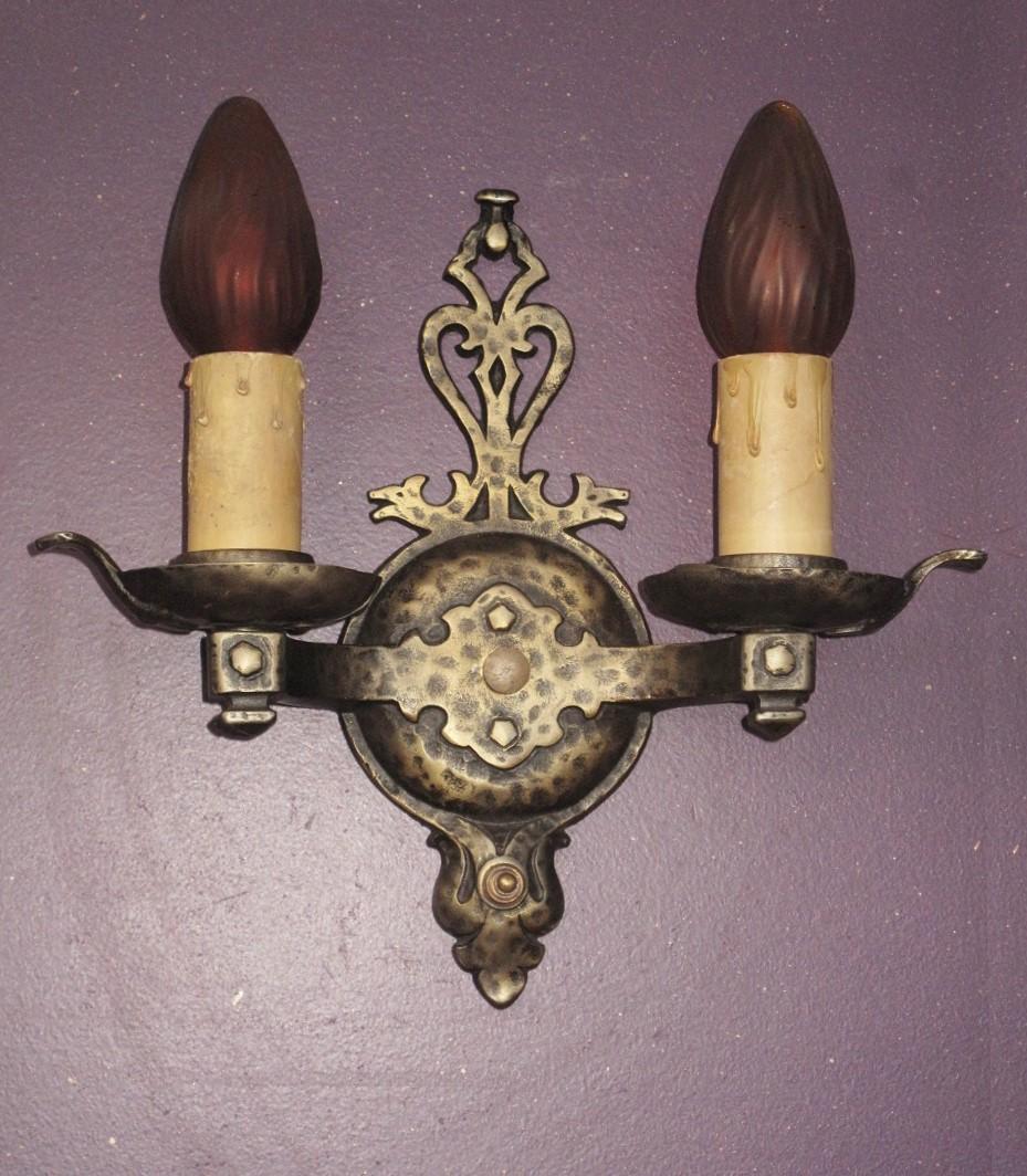 Late 1920s Vintage Dogs Head 2 bulb Sconces In Good Condition For Sale In Prescott, US