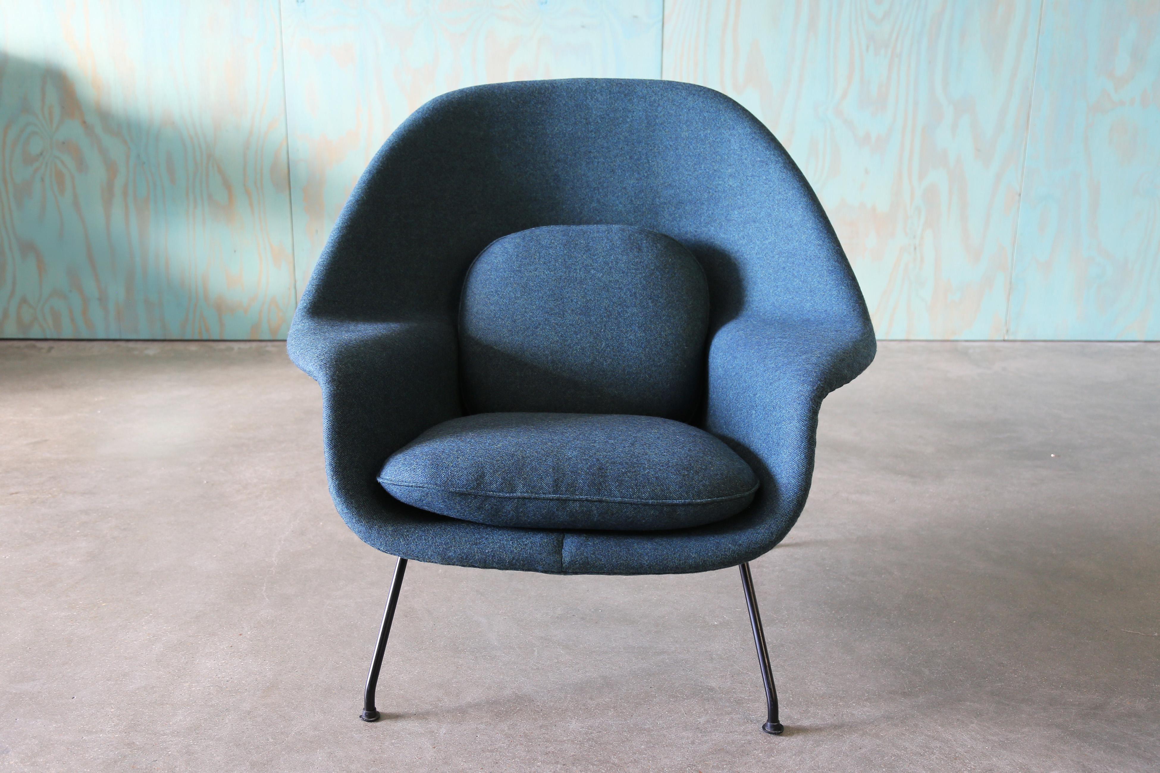 Sedia a grembo con ottomana di seconda generazione di Eero Saarinen per Knoll, fine anni '50, colore verde acqua. in vendita 5