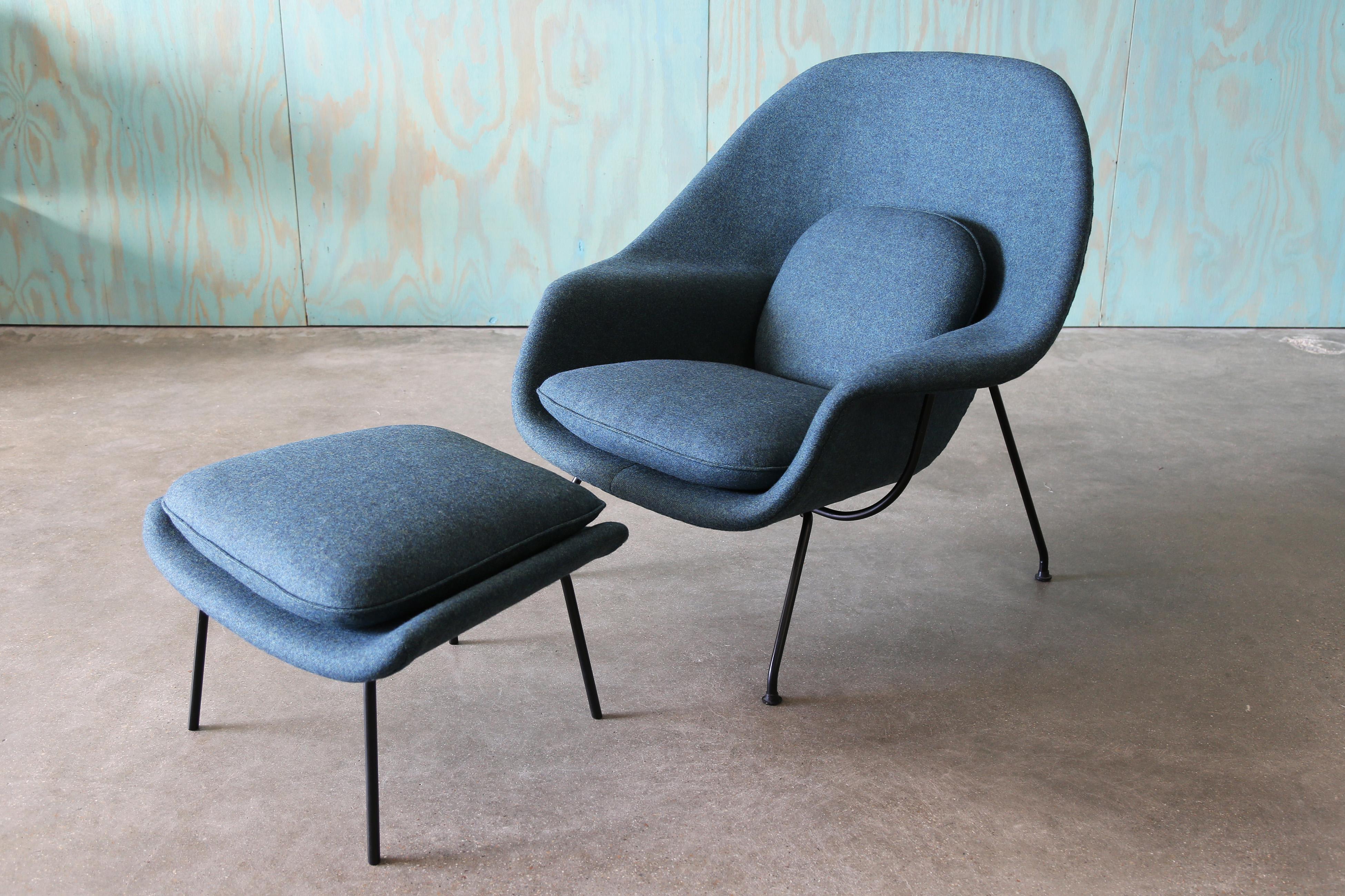 Mid-Century moderno Sedia a grembo con ottomana di seconda generazione di Eero Saarinen per Knoll, fine anni '50, colore verde acqua. in vendita