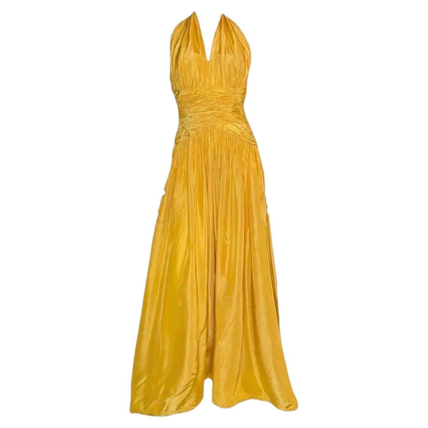 Robe de bal à col licou froncée, couleur moutarde mandarine, fin des années 1950 - Taille 4
