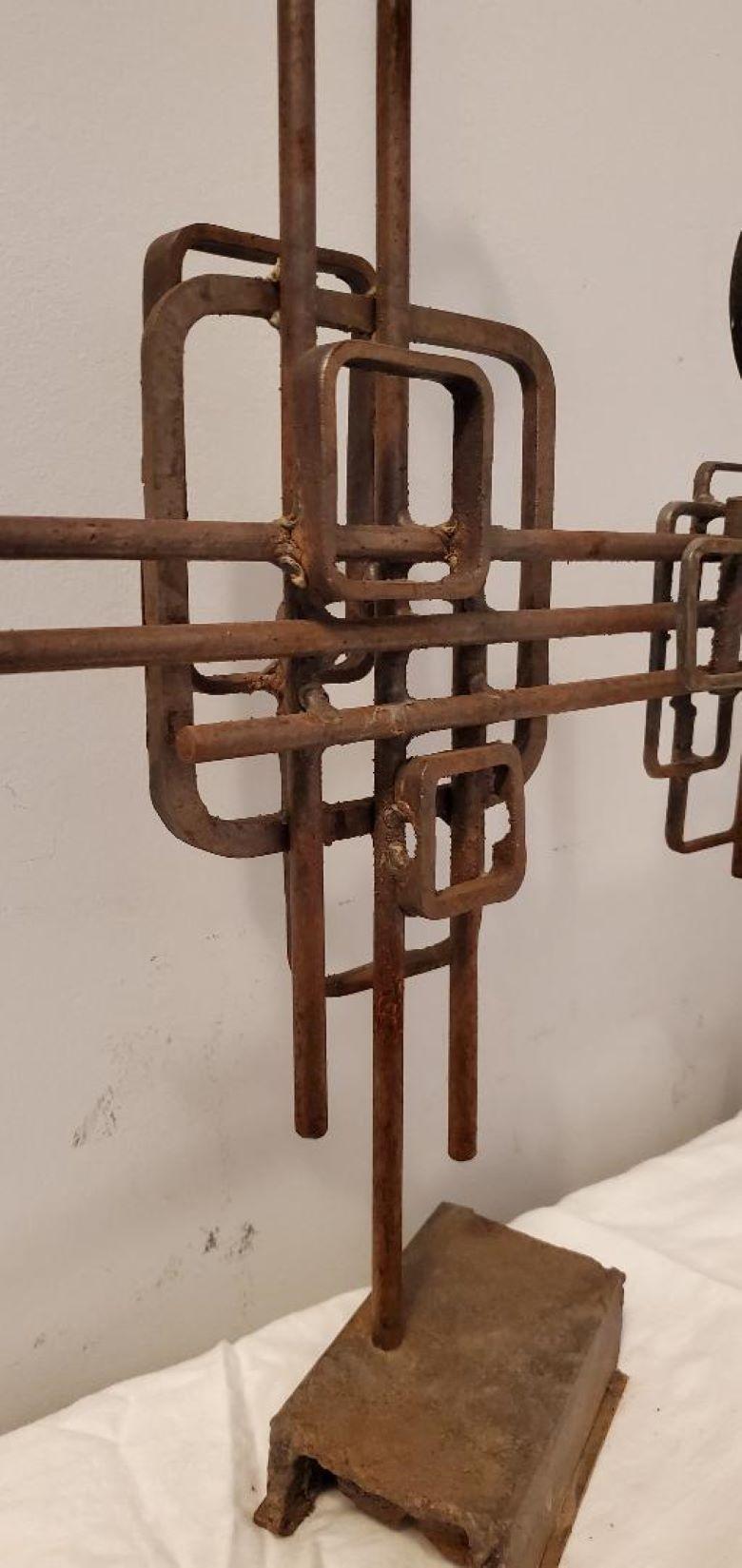 Scultura astratta in metallo forgiata a mano dell'artista M. I. Durand, fine anni '60, inizio anni '70. In condizioni discrete in vendita a Monrovia, CA