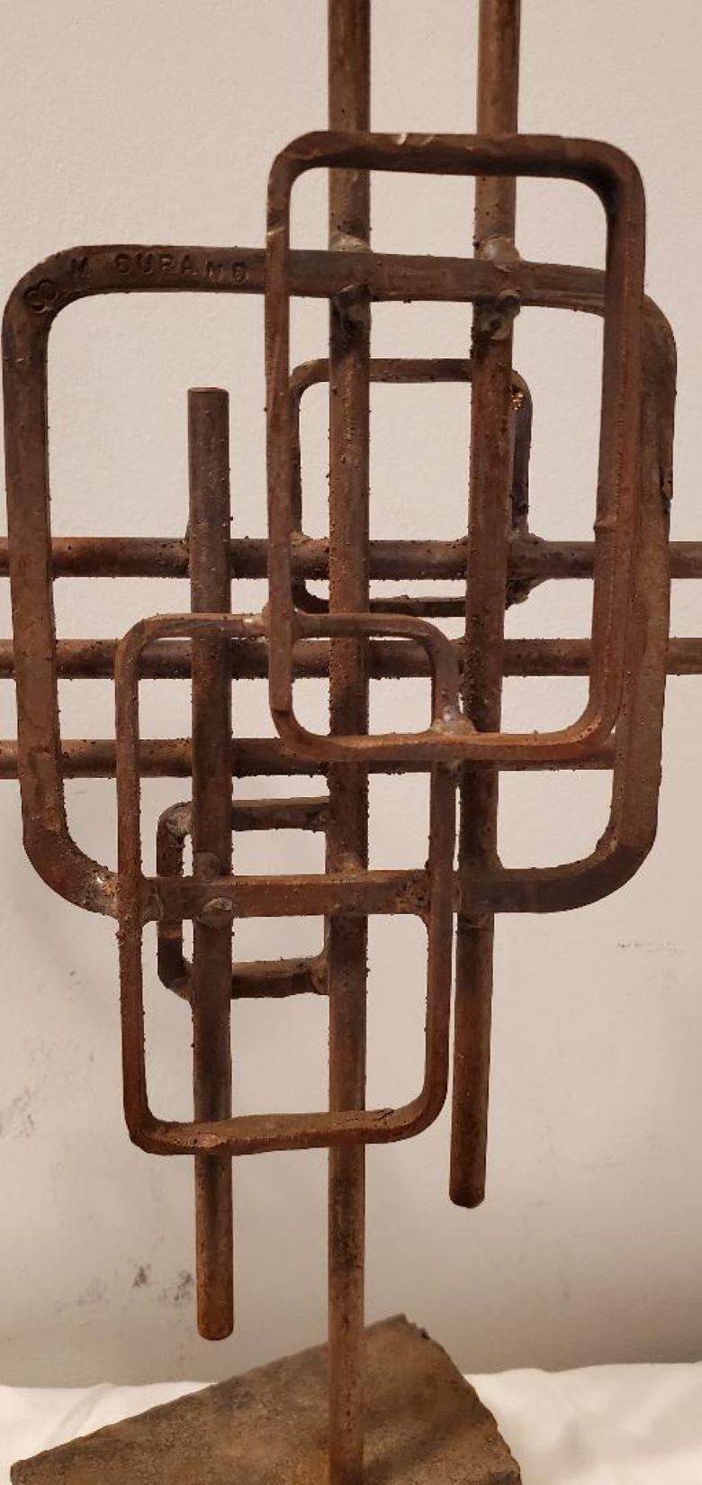 XX secolo Scultura astratta in metallo forgiata a mano dell'artista M. I. Durand, fine anni '60, inizio anni '70. in vendita