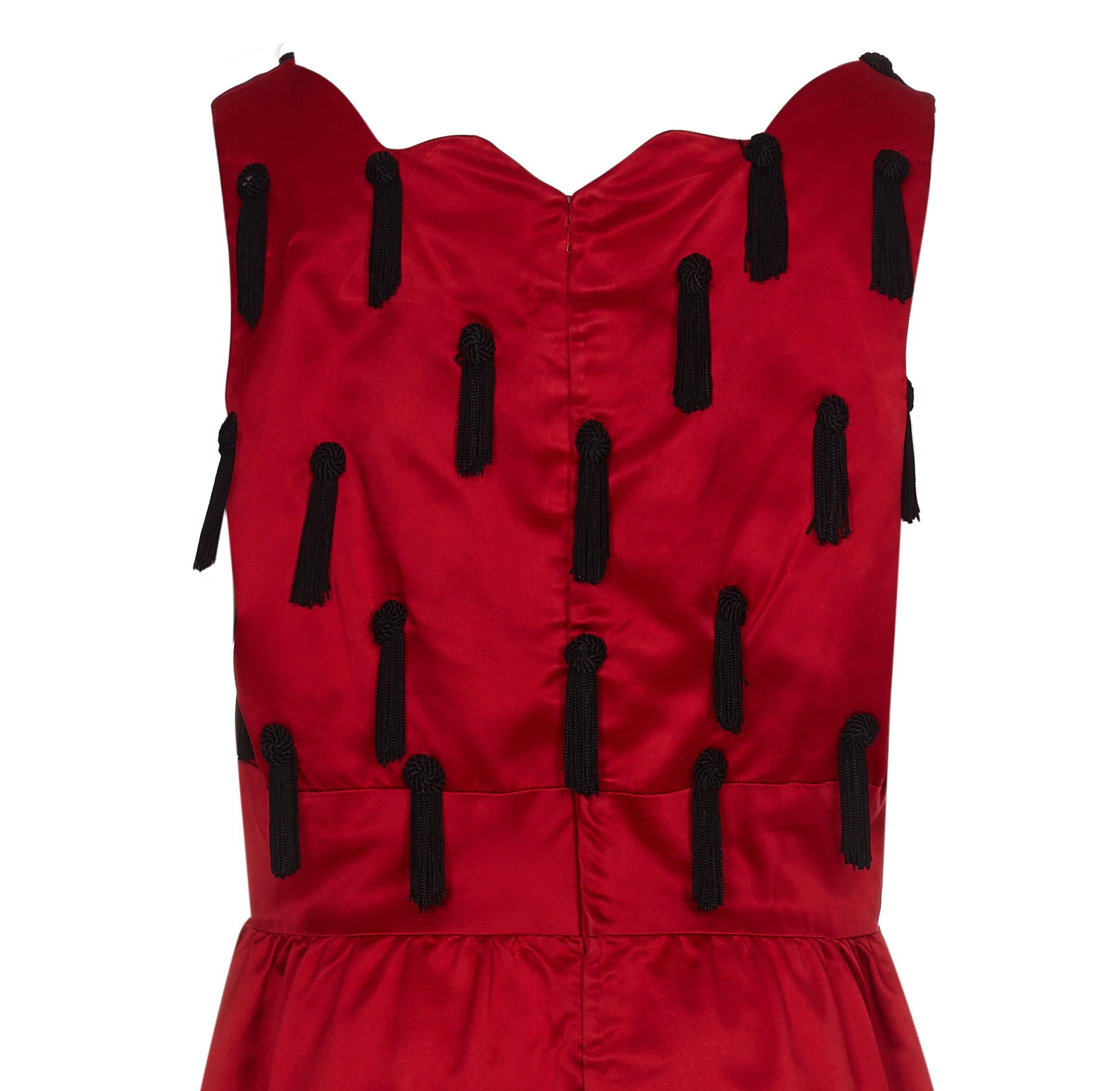 Fin des années 1960 ou 1970 Jo Copeland for Lisa Meril Red Silk Tassel Dress Excellent état - En vente à London, GB