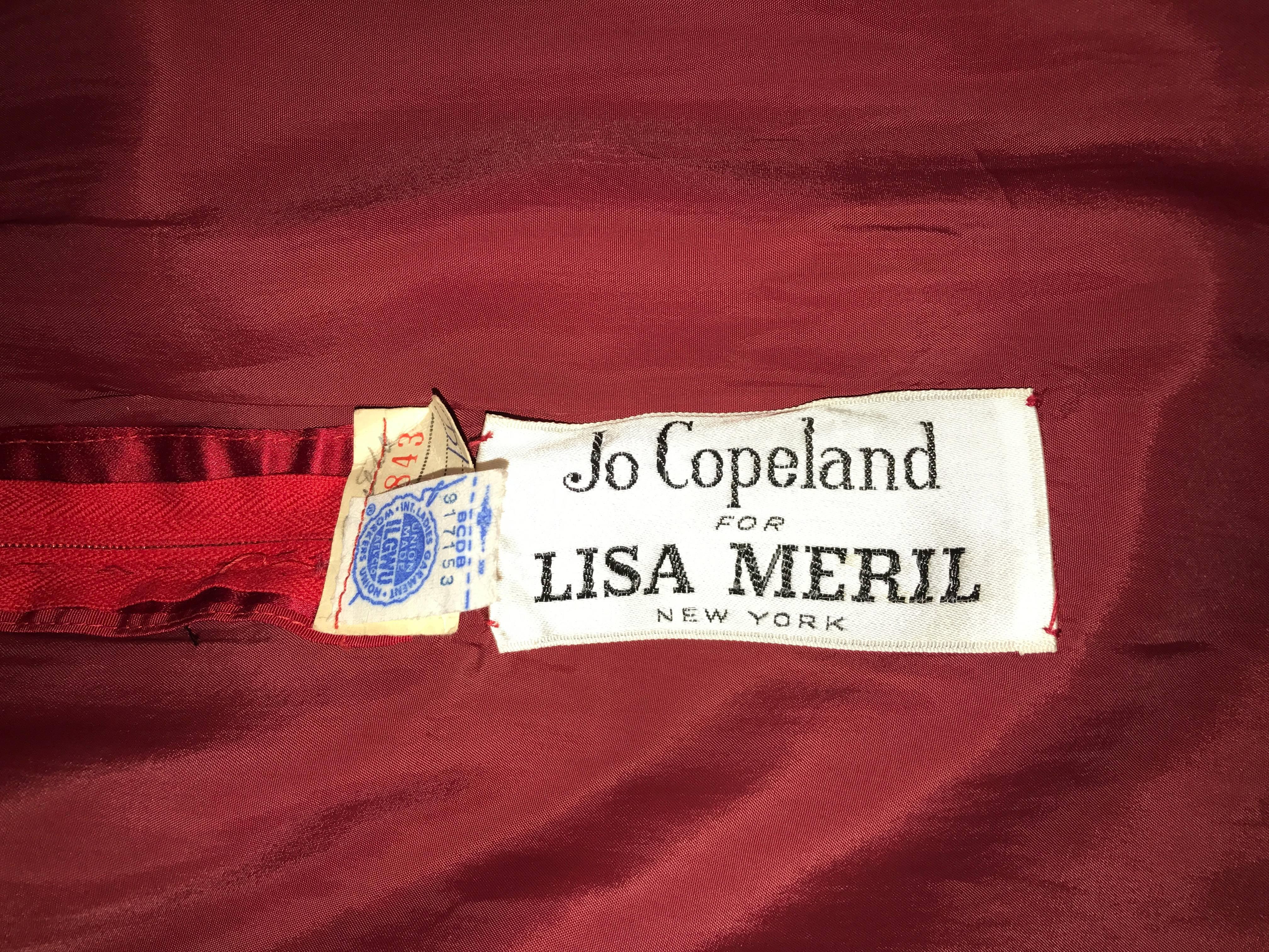 Fin des années 1960 ou 1970 Jo Copeland for Lisa Meril Red Silk Tassel Dress en vente 1