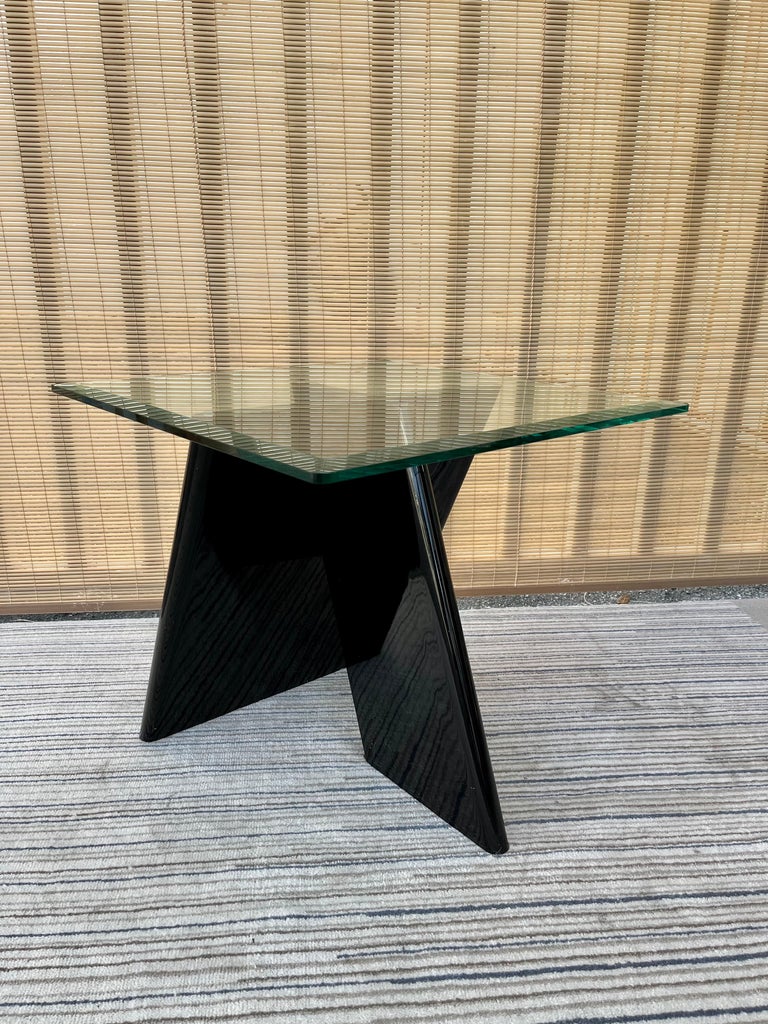 Late 20th Century Late 1970s Black Lacquer Postmodern Side Table For Sale