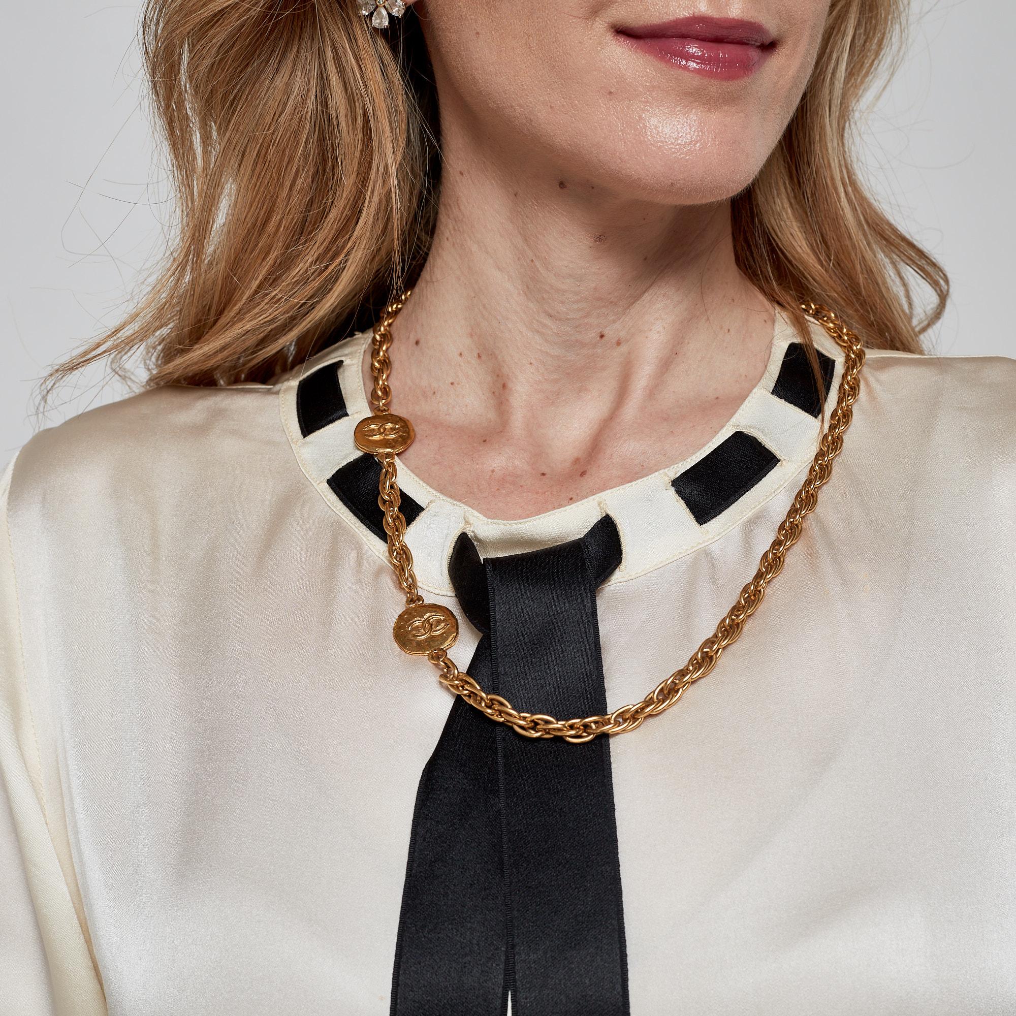 Ende der 1970er, Anfang der 1980er Jahre Chanel CC Logo Münzkette Halskette Damen im Angebot