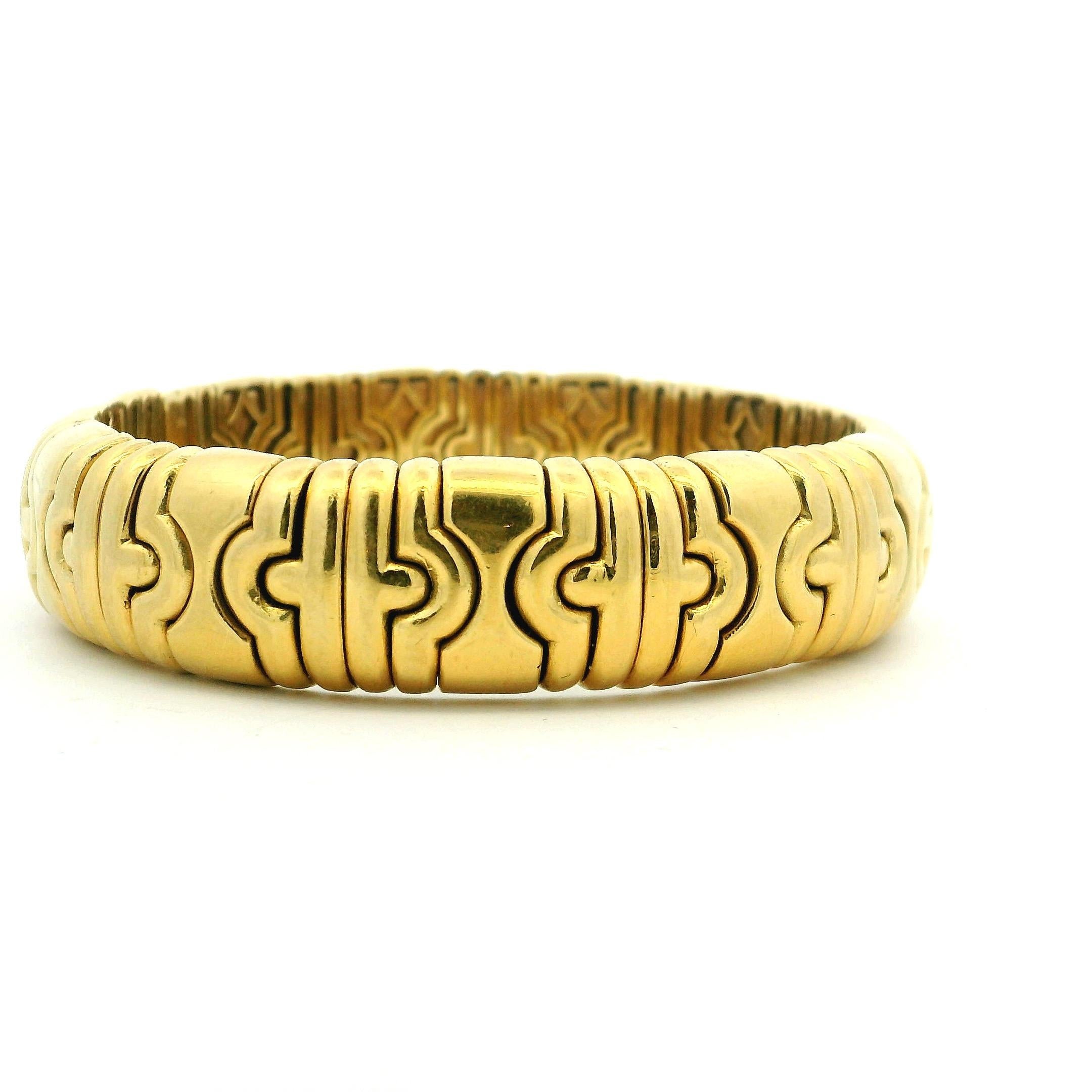 Bracciale stile Tobogas in oro 18 carati della fine degli anni '70, 76,29 grammi In condizioni ottime in vendita a Miami, FL