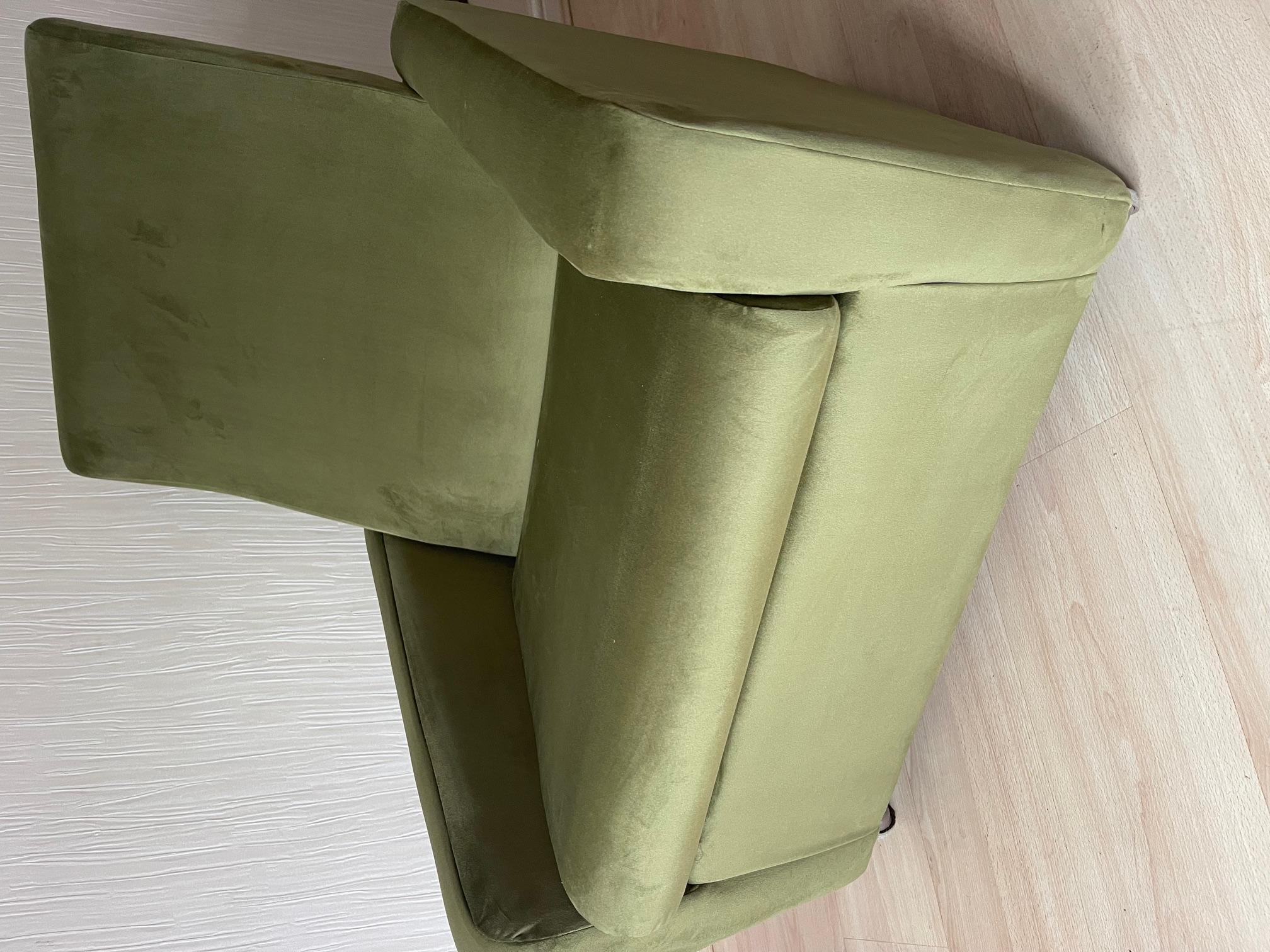 Late 1970's Lounge Chair in Olive Green Velvet by Remploy For Sale 10