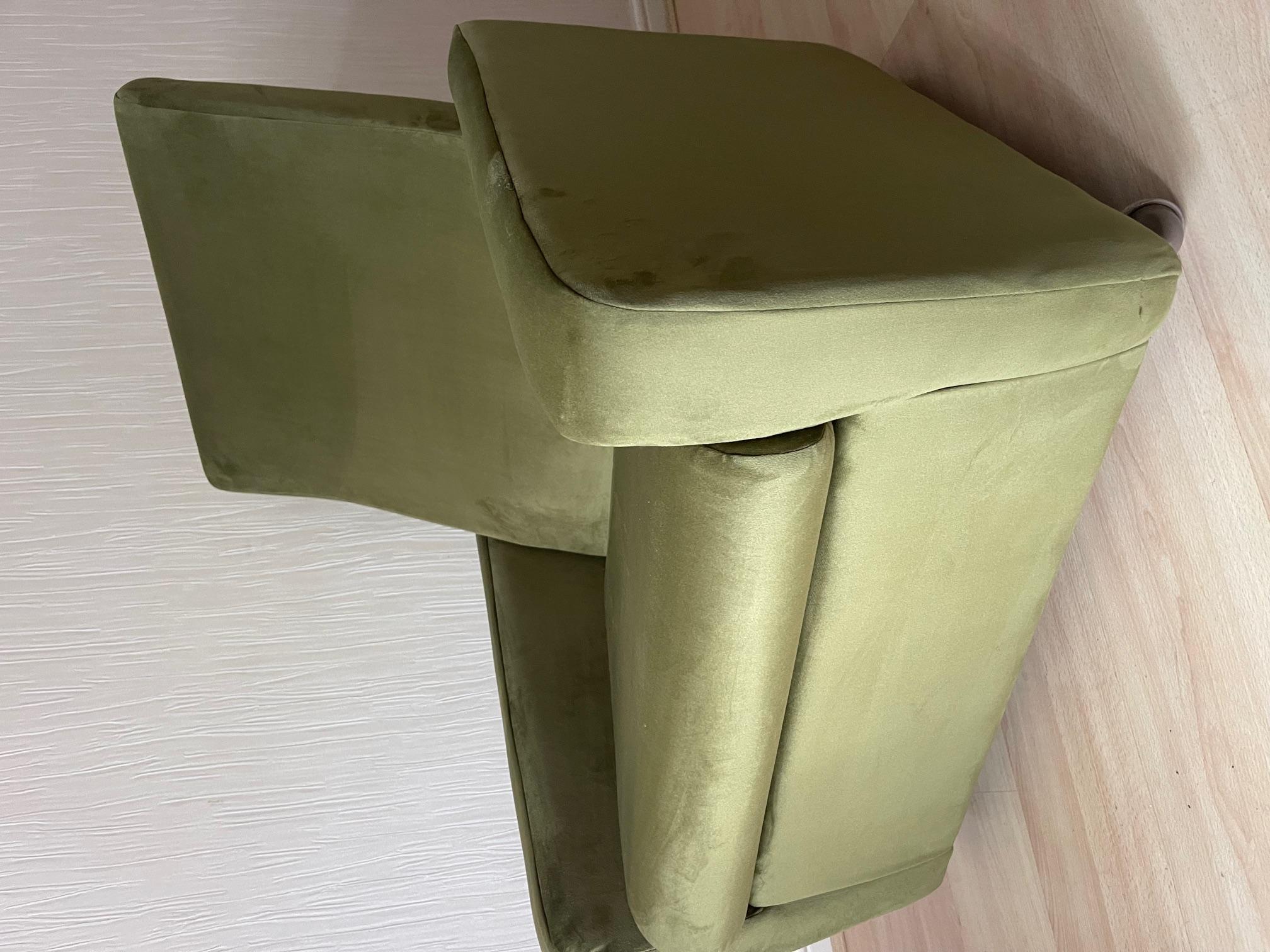 Mid-Century Modern Late 1970's Lounge Chair in Olive Green Velvet by Remploy For Sale