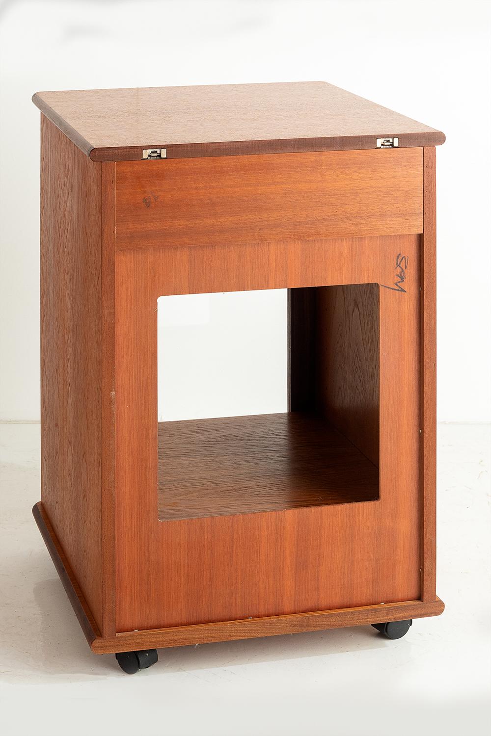 Late 1970s Mid-Century Modern G-Plan Hi-Fi Cabinet Unit 1