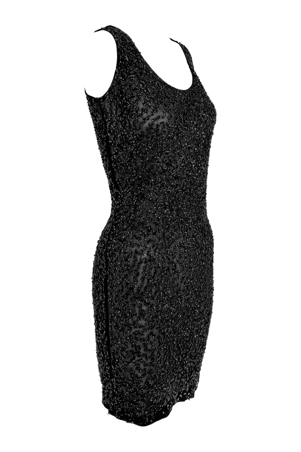 Donna Karan, fine anni '80, vestito a canottiera con lustrini in maglia elasticizzata nera e trasparenti in vendita 1