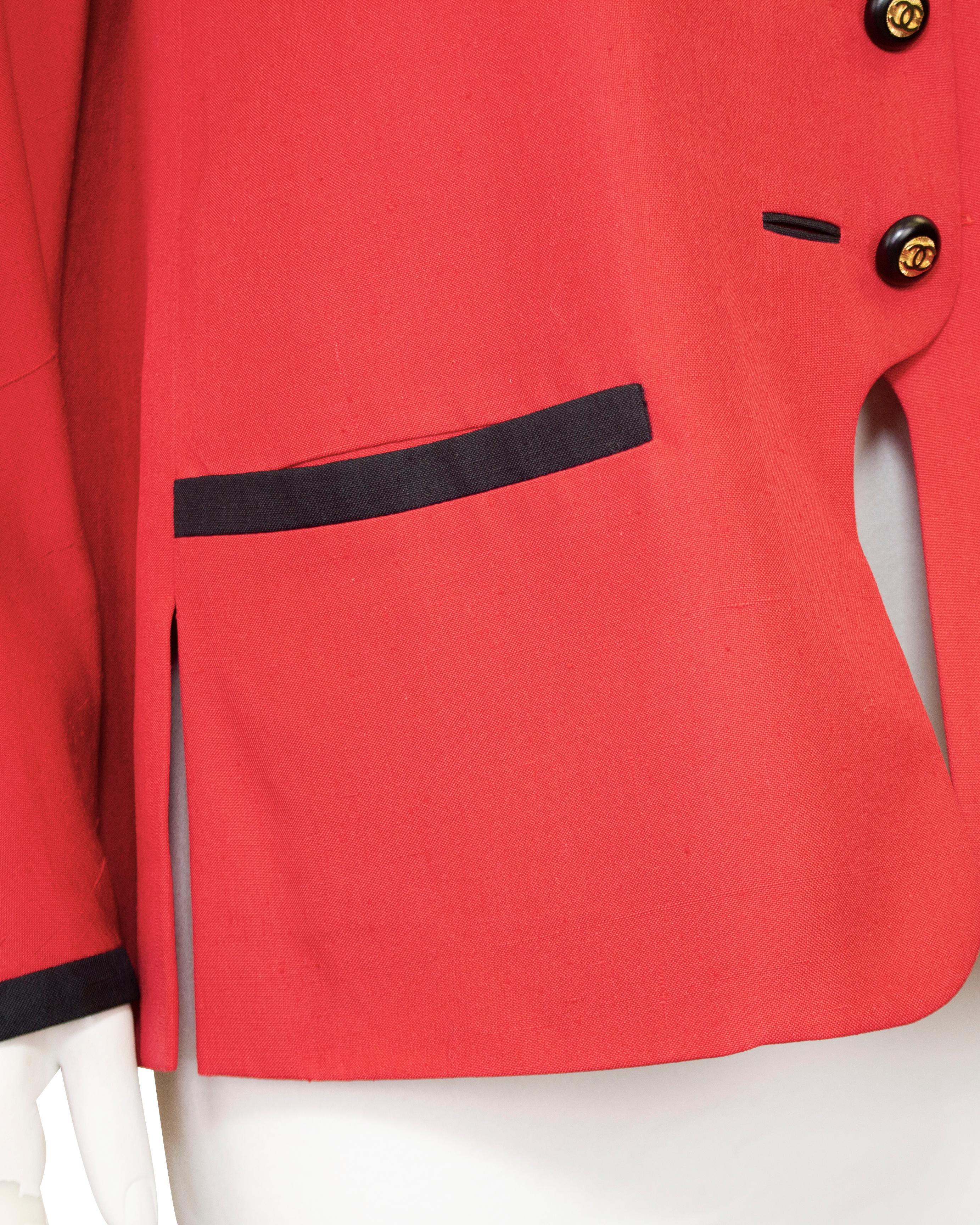 Late 1980s Early 1990s Chanel Red Shantung Silk Jacket For Sale 1