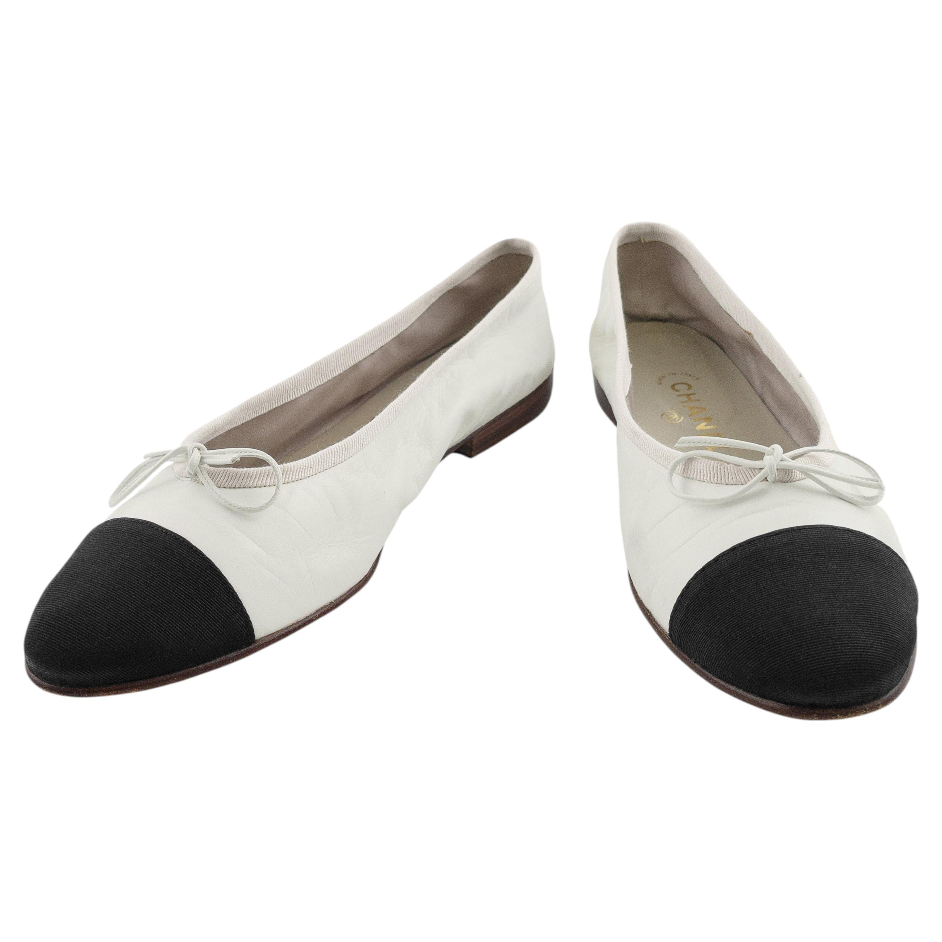 Late 1990's Chanel Classic Ballet Flat in White Kid Leather & Black Grosgrain