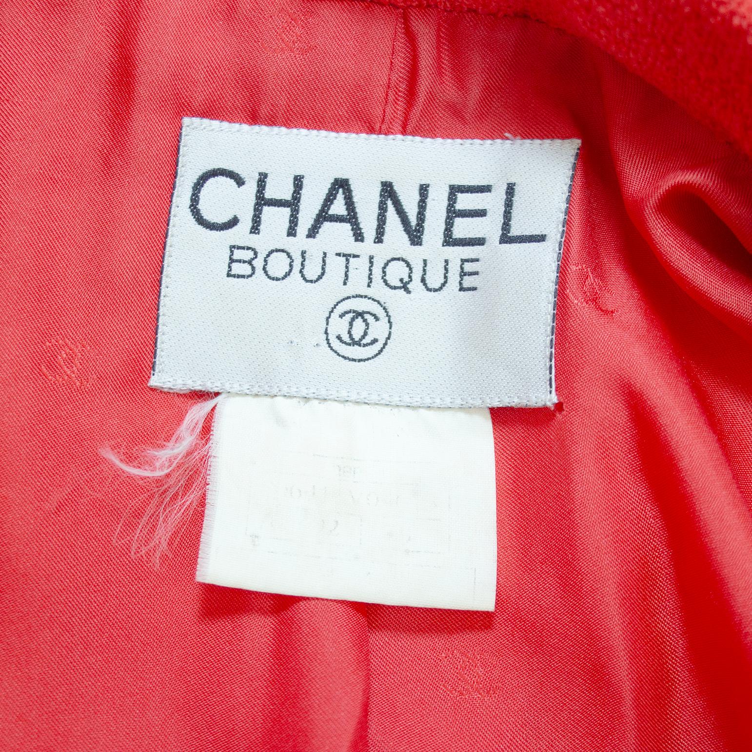 Ende der 1990er Chanel Korallenrock-Anzug aus Wolle im Angebot 2