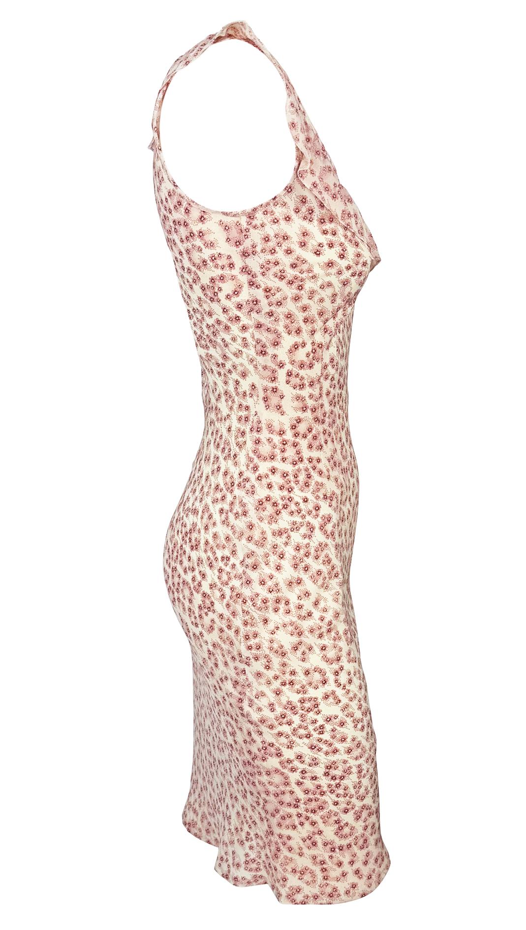 Vestido midi con ribete de volantes y estampado floral rosa Chloé by Stella McCartney de finales de los 90 en venta 1