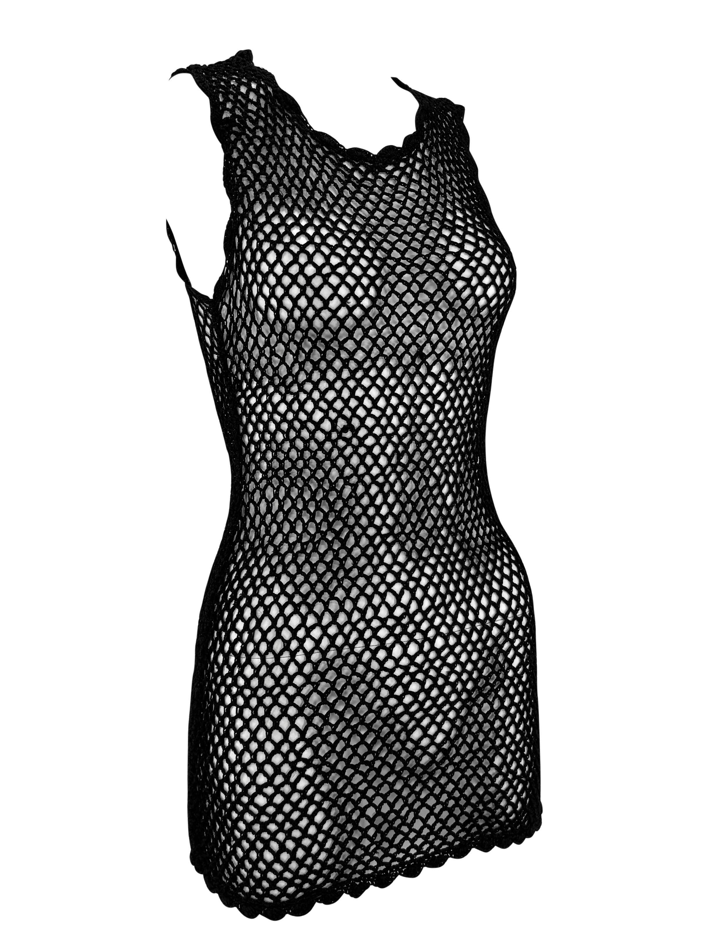 Finales de los 90 Dolce & Gabbana Mini vestido negro de punto de ganchillo transparente en venta 2
