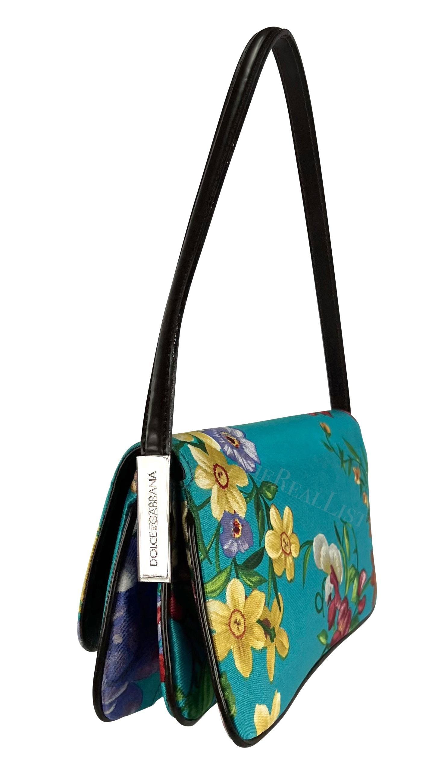 Blu Fine anni '90 Dolce & Gabbana Borsa a tracolla piccola Y2K in raso blu floreale in vendita