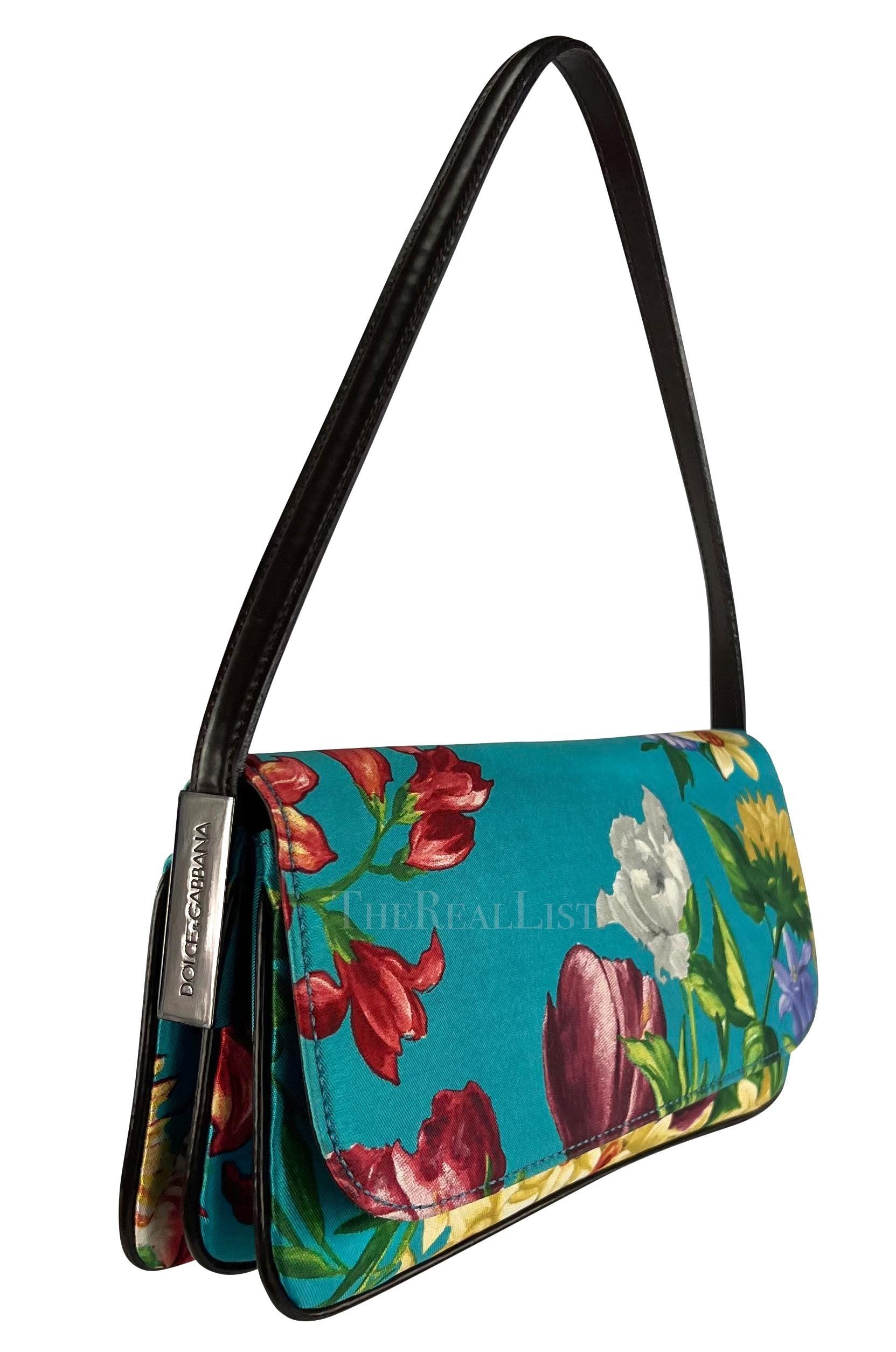 Donna Fine anni '90 Dolce & Gabbana Borsa a tracolla piccola Y2K in raso blu floreale in vendita