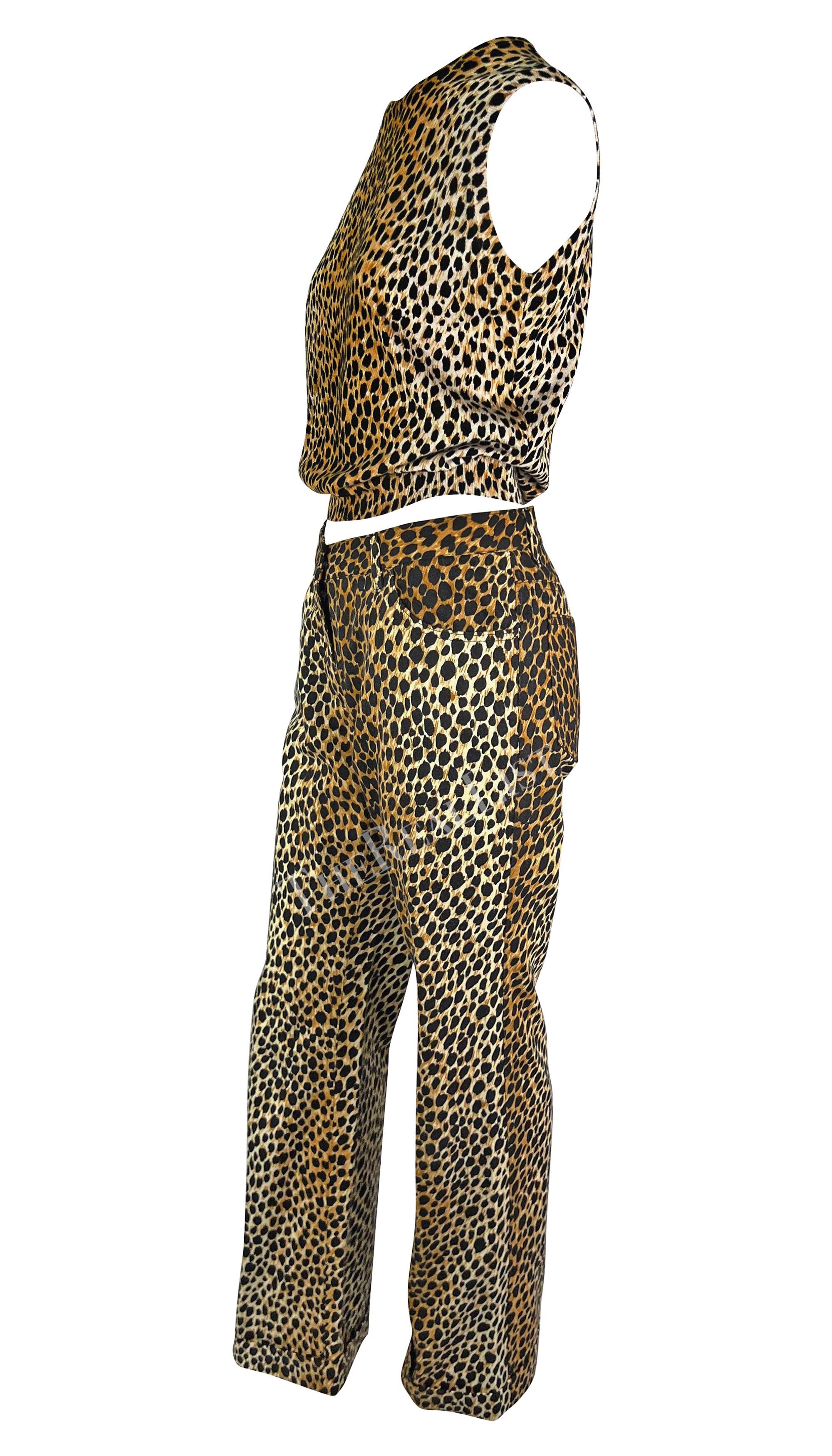 Late 1990s Dolce & Gabbana Cheetah Print Two-Piece Sweater Vest Y2K Pant Set In Excellent Condition For Sale In West Hollywood, CA