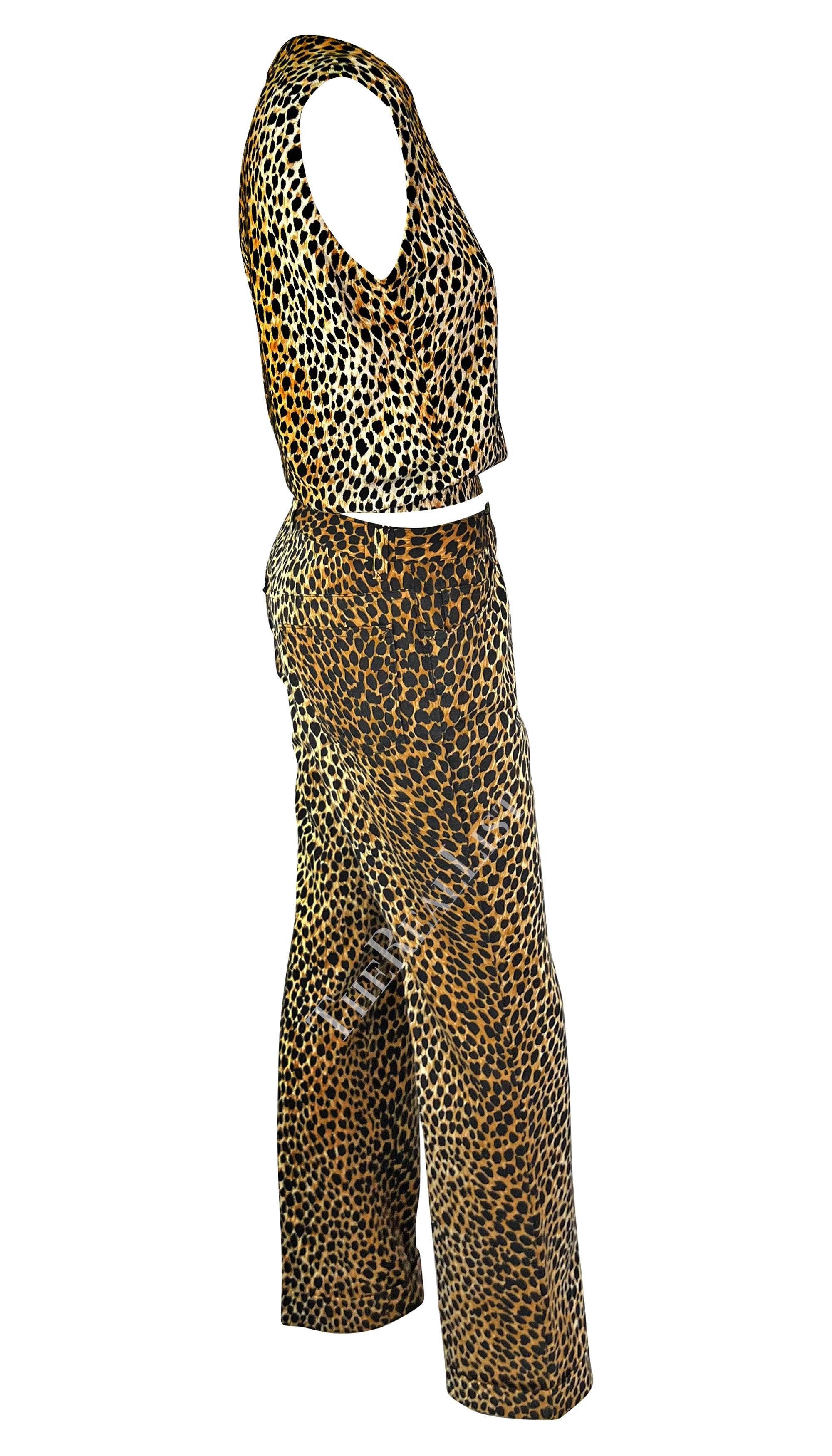 Late 1990s Dolce & Gabbana Cheetah Print Two-Piece Sweater Vest Y2K Pant Set For Sale 1