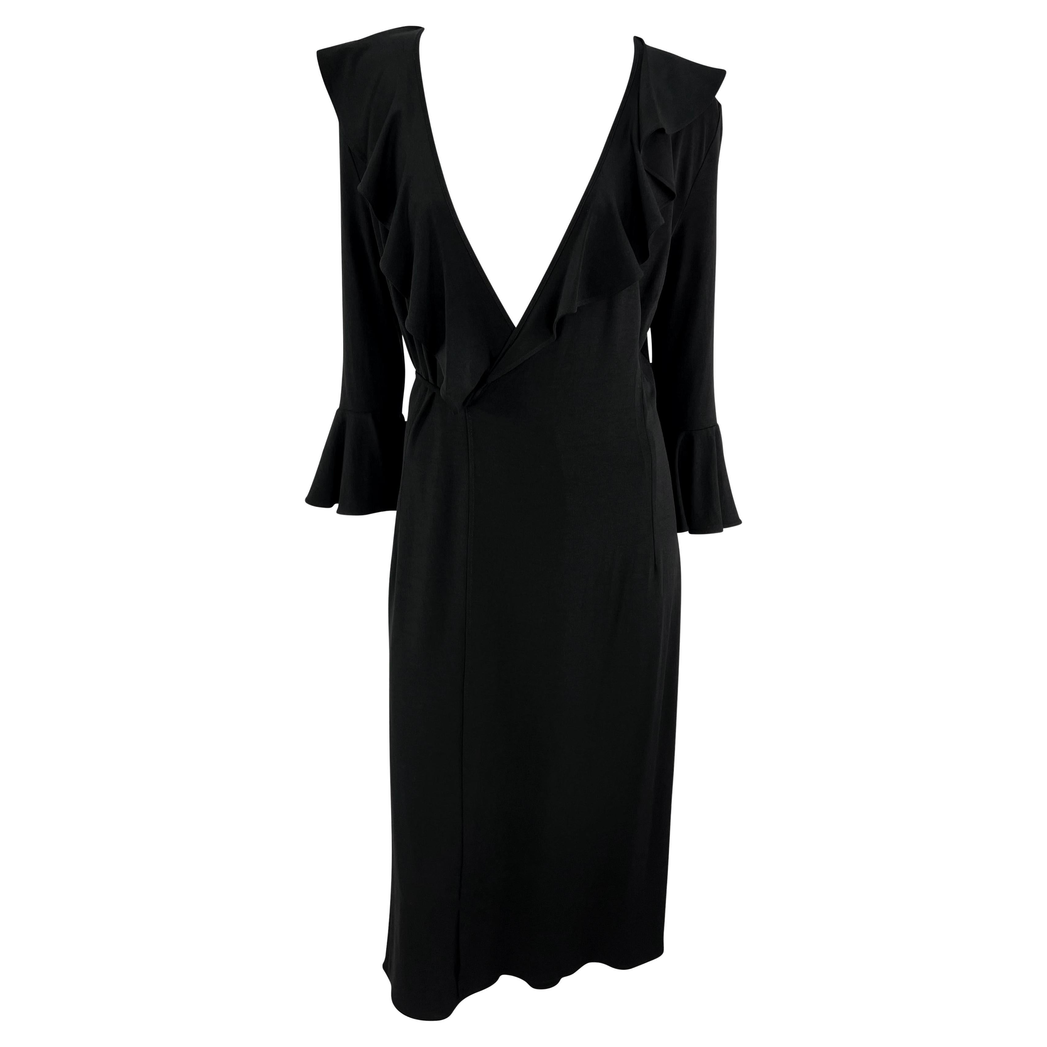 Späte 1990er Dolce & Gabbana Schwarzes tief ausgeschnittenes Wickel-Cocktailkleid mit Rüschenbesatz