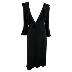 Finales de los años 90 Dolce & Gabbana Vestido de cóctel negro con volantes y escote palabra de honor