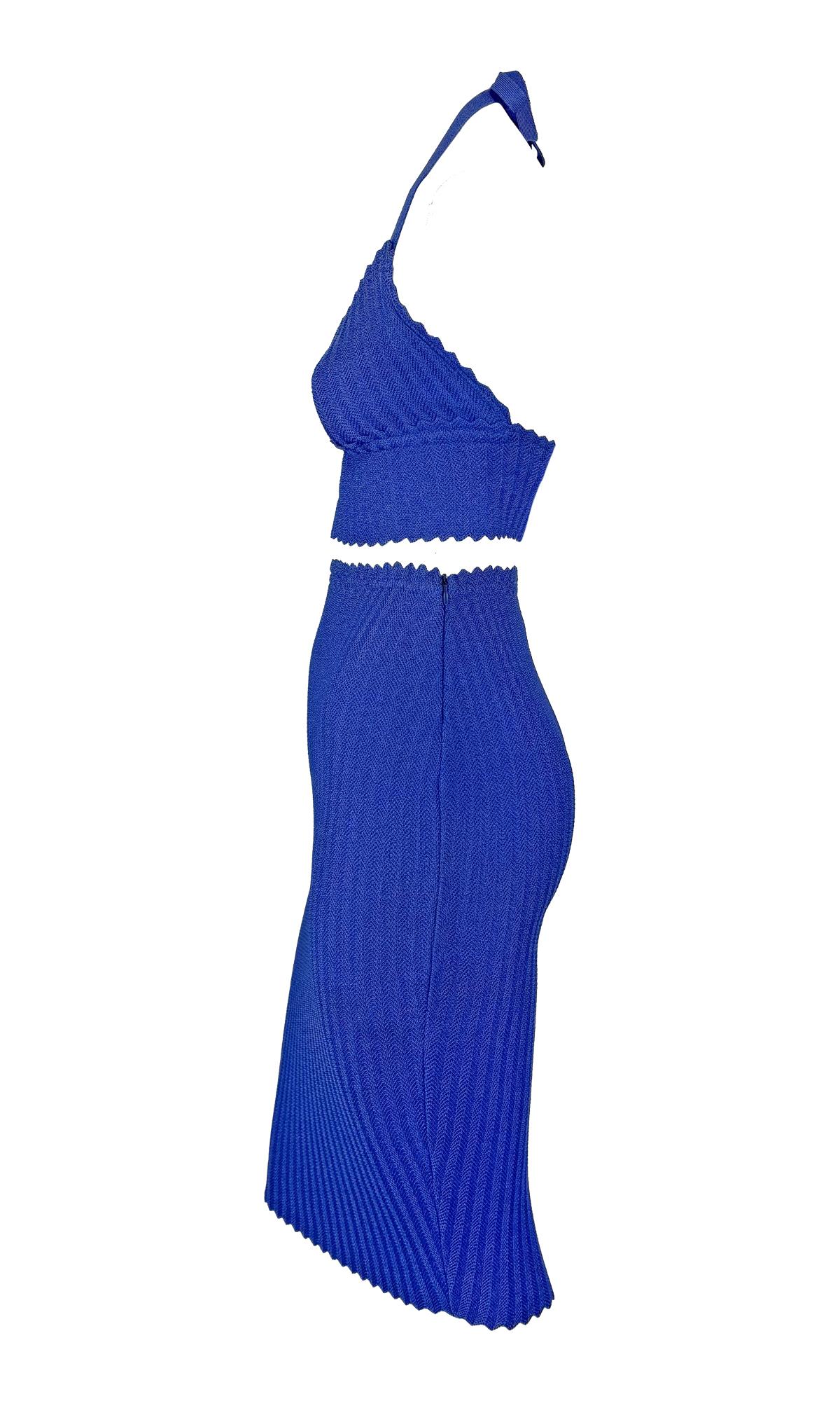 Finales de los 90 Fendi by Karl Lagerfeld Conjunto de falda bralette de punto recortado azul en Excelente estado para la venta en West Hollywood, CA