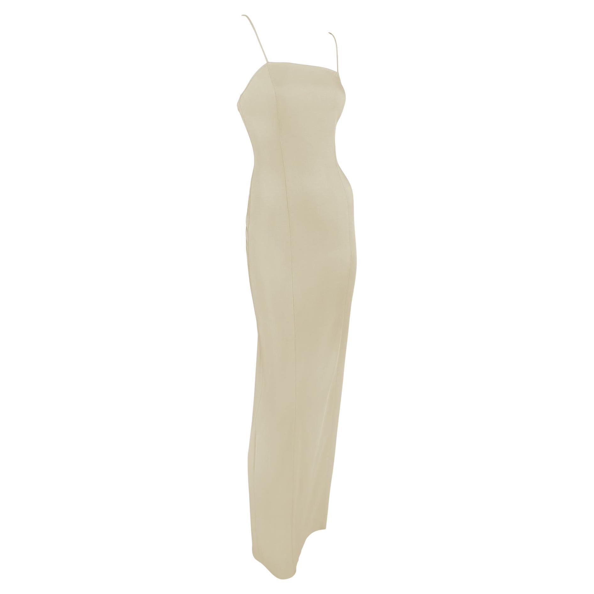 Finales de los 90 Giorgio Armani Vestido de Columna de Seda Beige Bodycon Slip Dress en venta