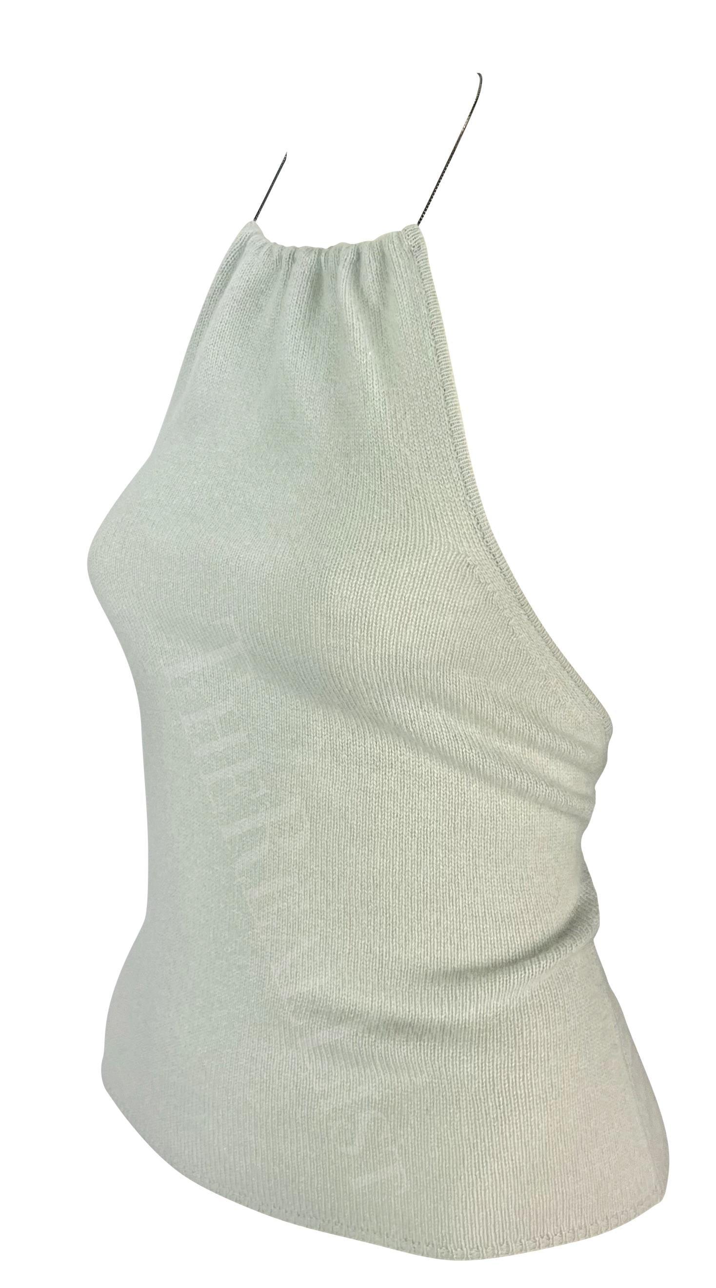 Gris Gucci par Tom Ford - Pull dos nu en cachemire bleu clair avec chaîne, fin des années 1990 en vente