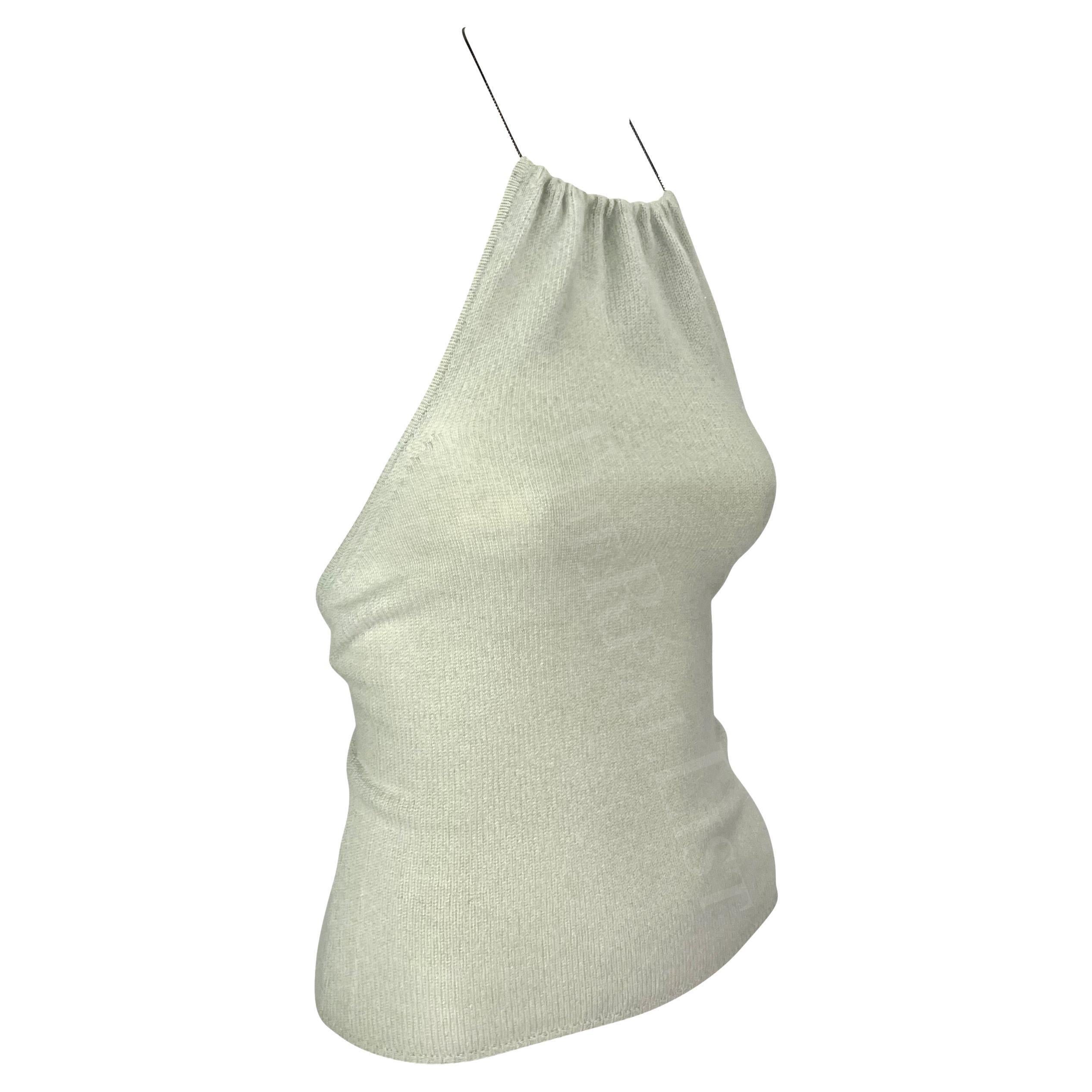 Gucci par Tom Ford - Pull dos nu en cachemire bleu clair avec chaîne, fin des années 1990 en vente 2