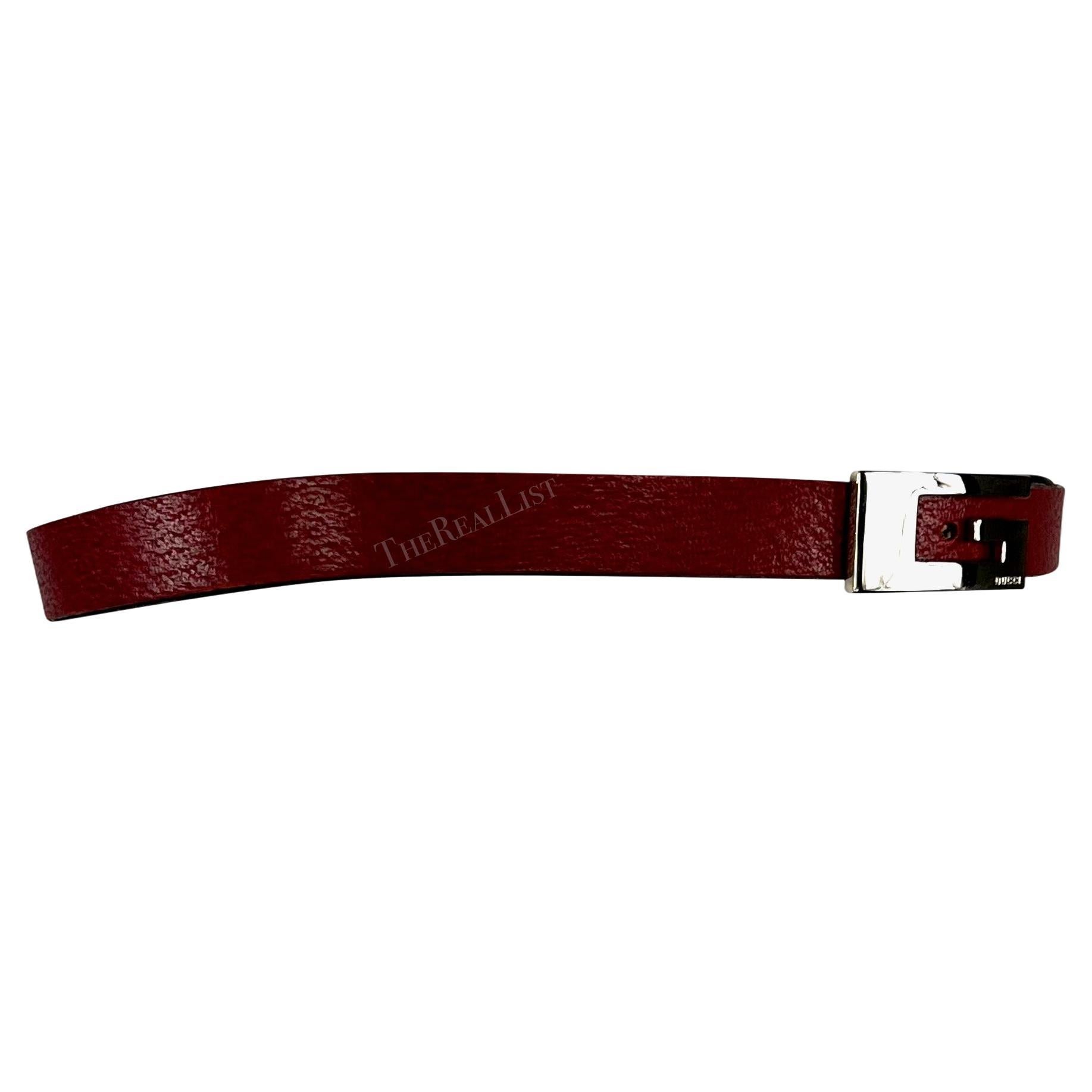 Late 1990s Gucci by Tom Ford Red Leather G Square Logo Buckle Belt For Sale 3