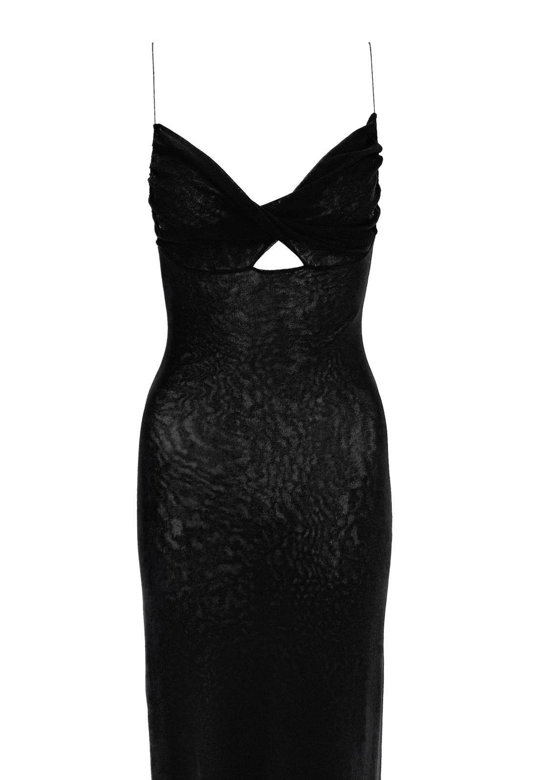 Dieses schwarze Bodycon-Maxikleid aus der Soleil-Linie von Jean Paul Gaultier aus den späten 1990er-Jahren ist aus dem für ihn typischen leichten Stretch-Mesh gefertigt. Das Design zeichnet sich durch eine gedrehte Büste mit Schlüssellochausschnitt,