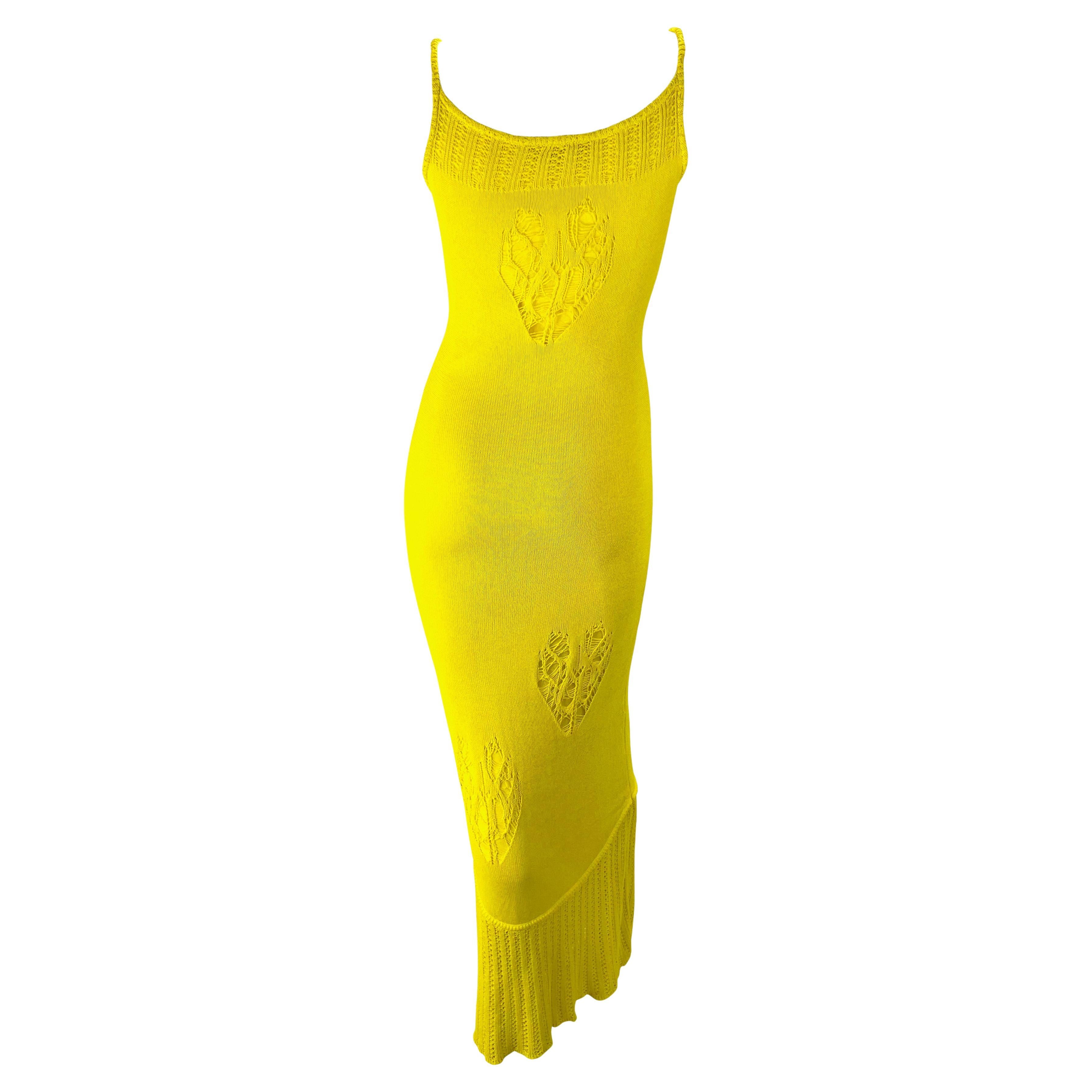 John Galliano - Robe en maille extensible jaune canari en forme de cœur vieilli, P/E 2000 Excellent état - En vente à West Hollywood, CA