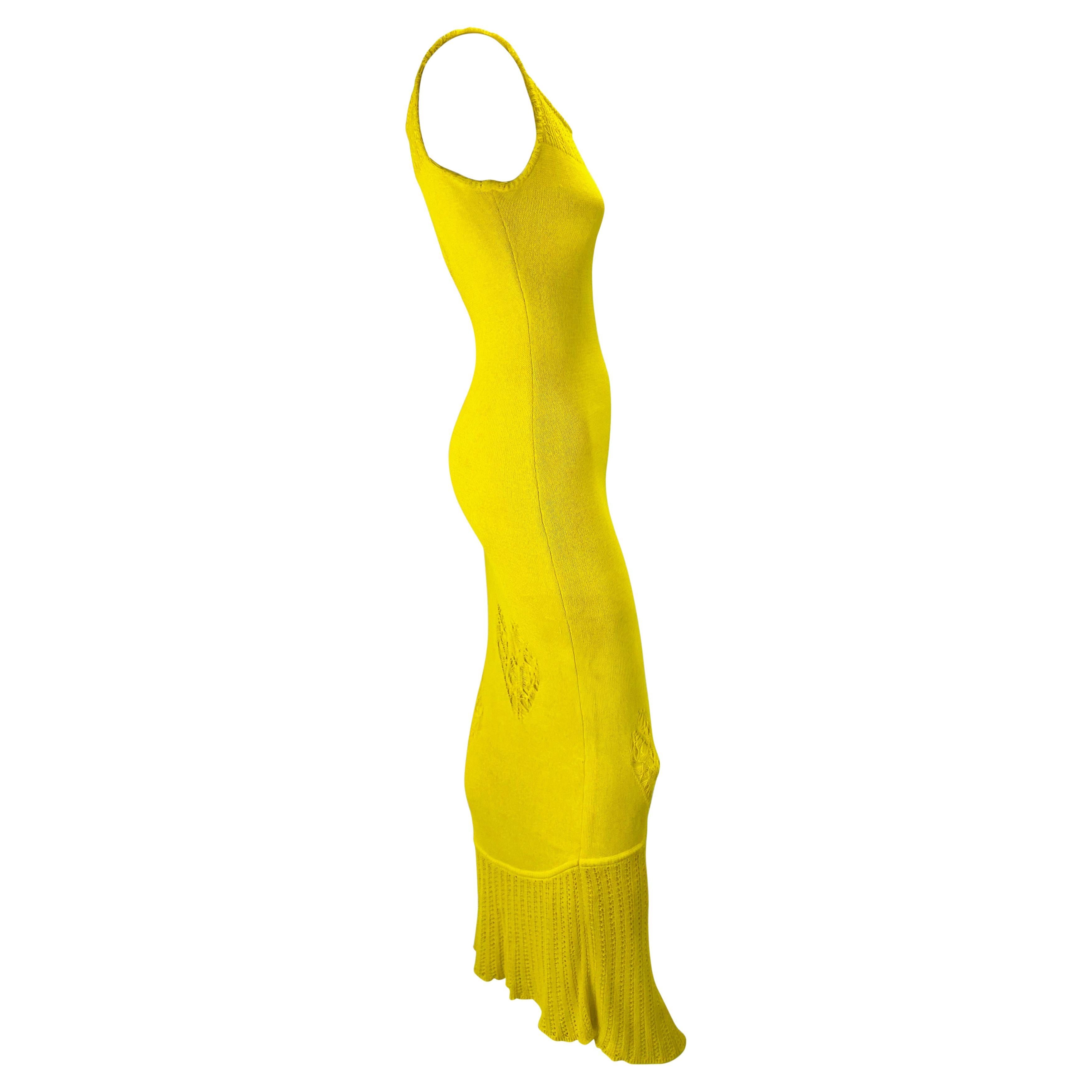 John Galliano - Robe en maille extensible jaune canari en forme de cœur vieilli, P/E 2000 Pour femmes en vente