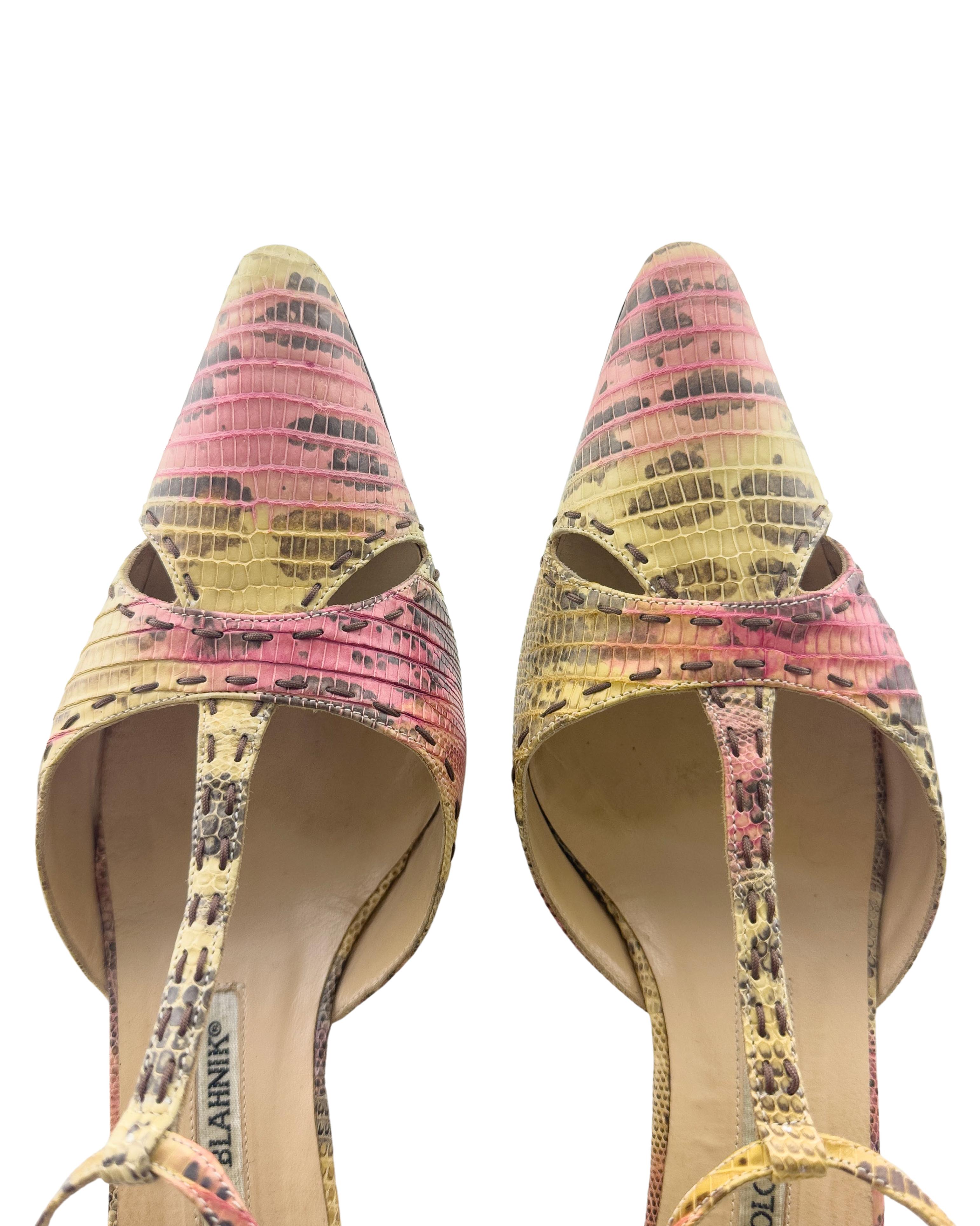 White Late 1990's Manolo Blahnik 'Turgimod' Pink and Cream Pumps For Sale