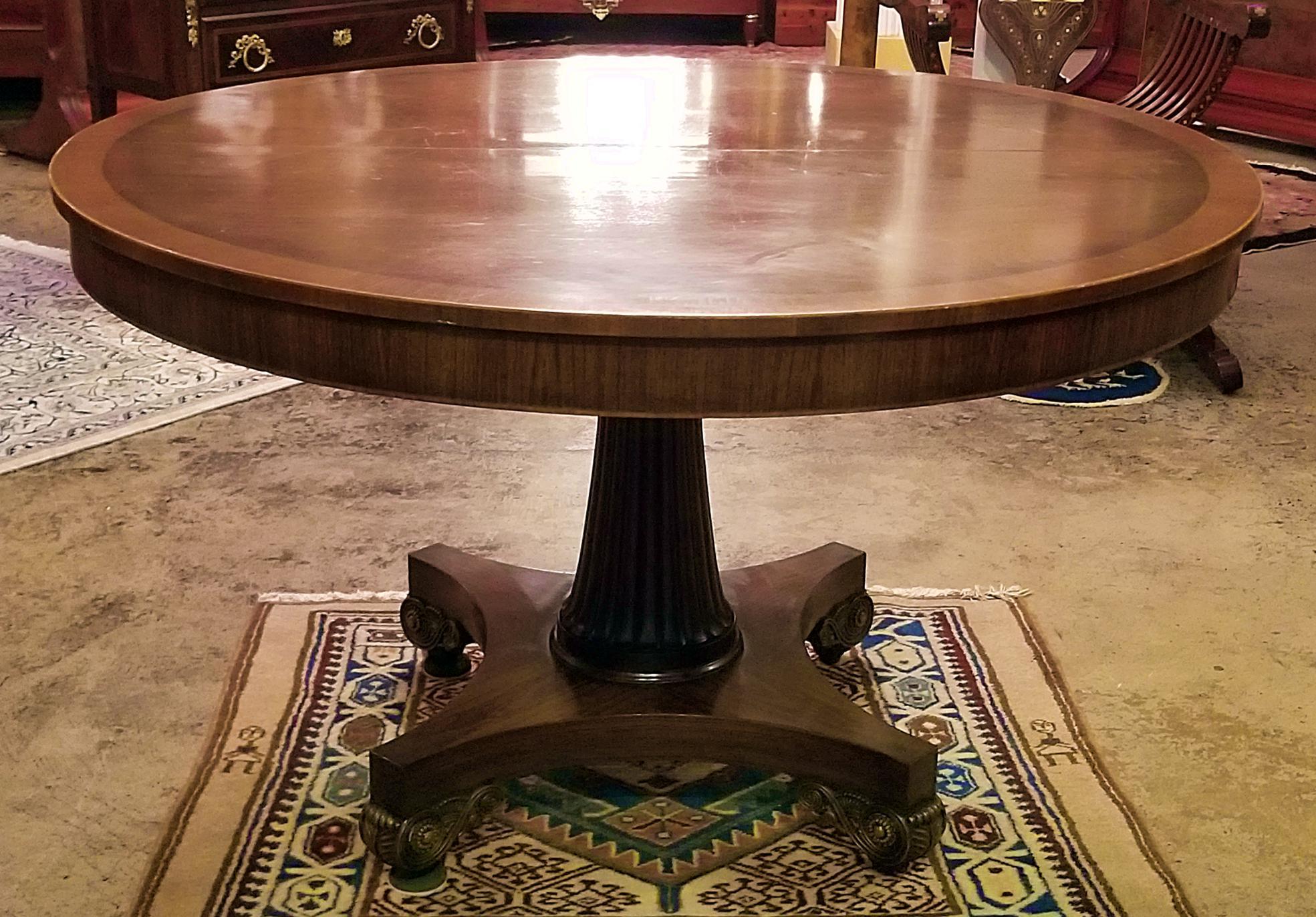 Late 19th Century American Mahogany Extendable Dining or Center Table 9