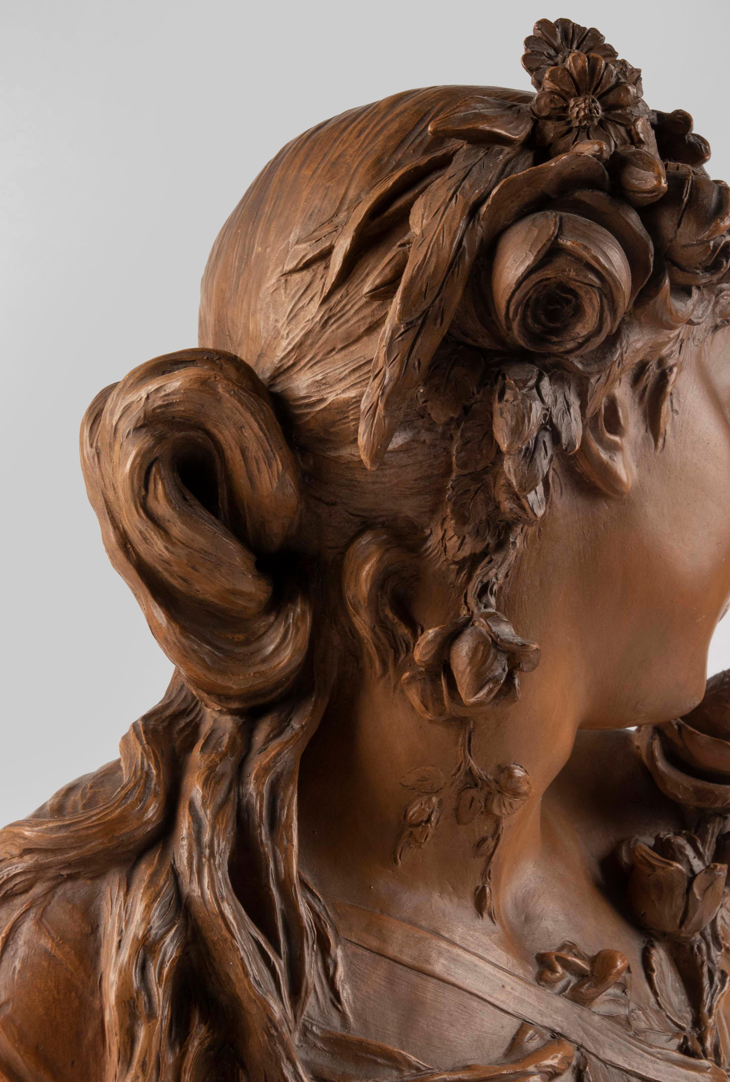 Fin du XIXe siècle Sculpture en buste en terre cuite de la fin du 19e siècle représentant une personne de la classe moyenne.  Femme par Fréderick la Route en vente