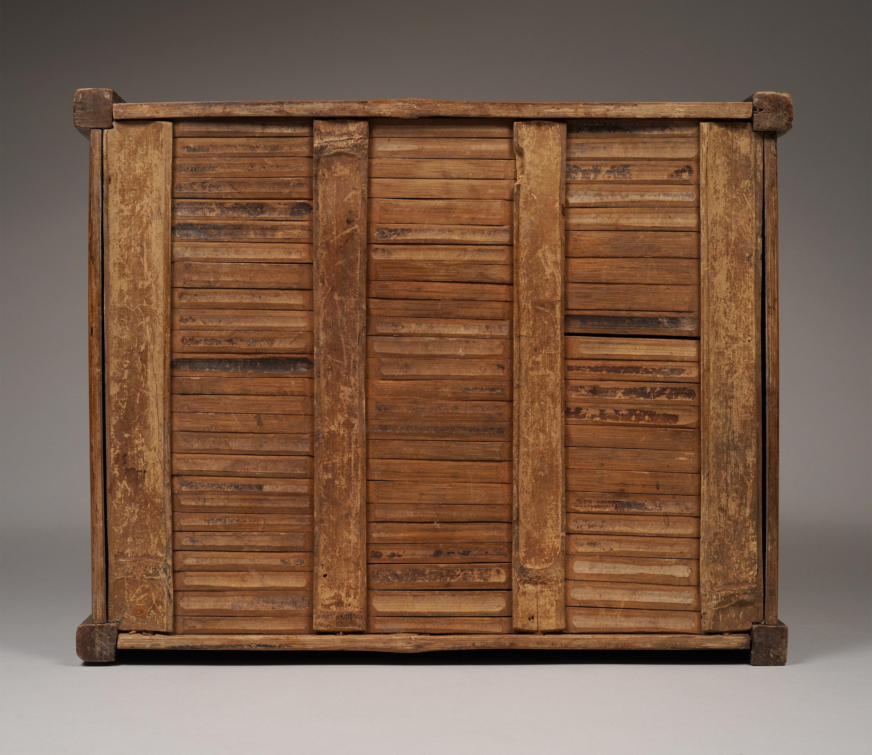 Tirelire de commerçant de la fin du 19e/20e siècle avec bénédictions, Chine du Sud Bon état - En vente à Point Richmond, CA