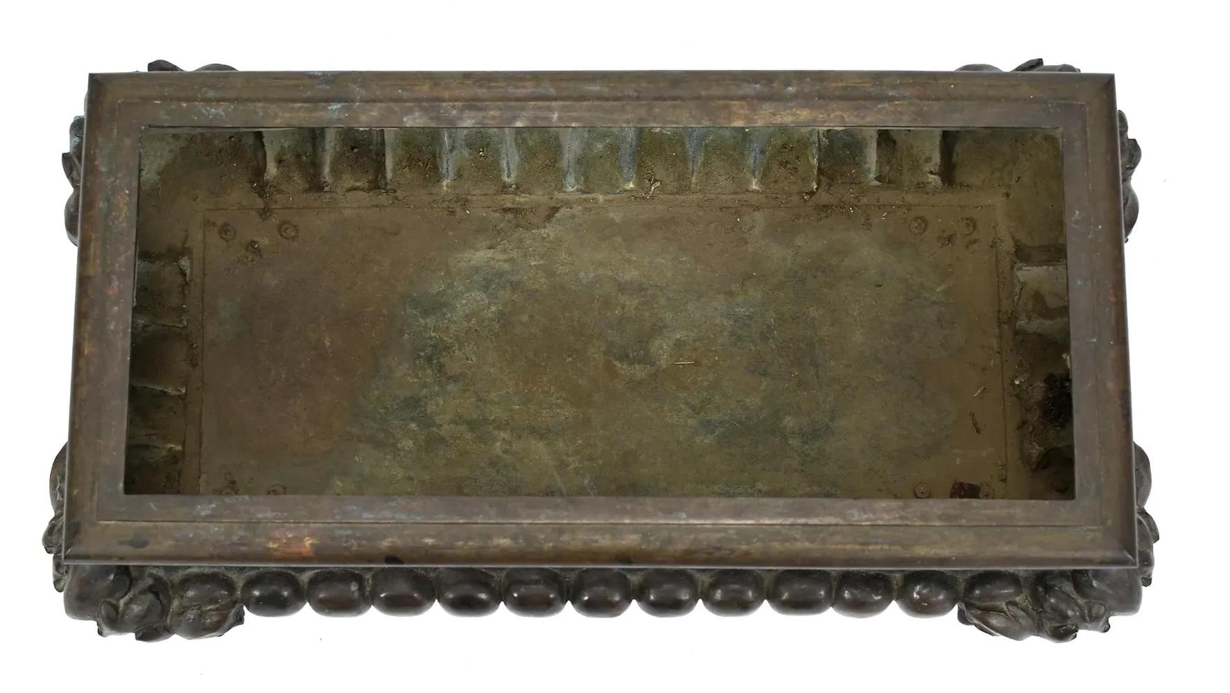 Cast Late 19th C. Bronze Neo-Classic Planter w/Gadrooned Sides and Acanthus Corners For Sale