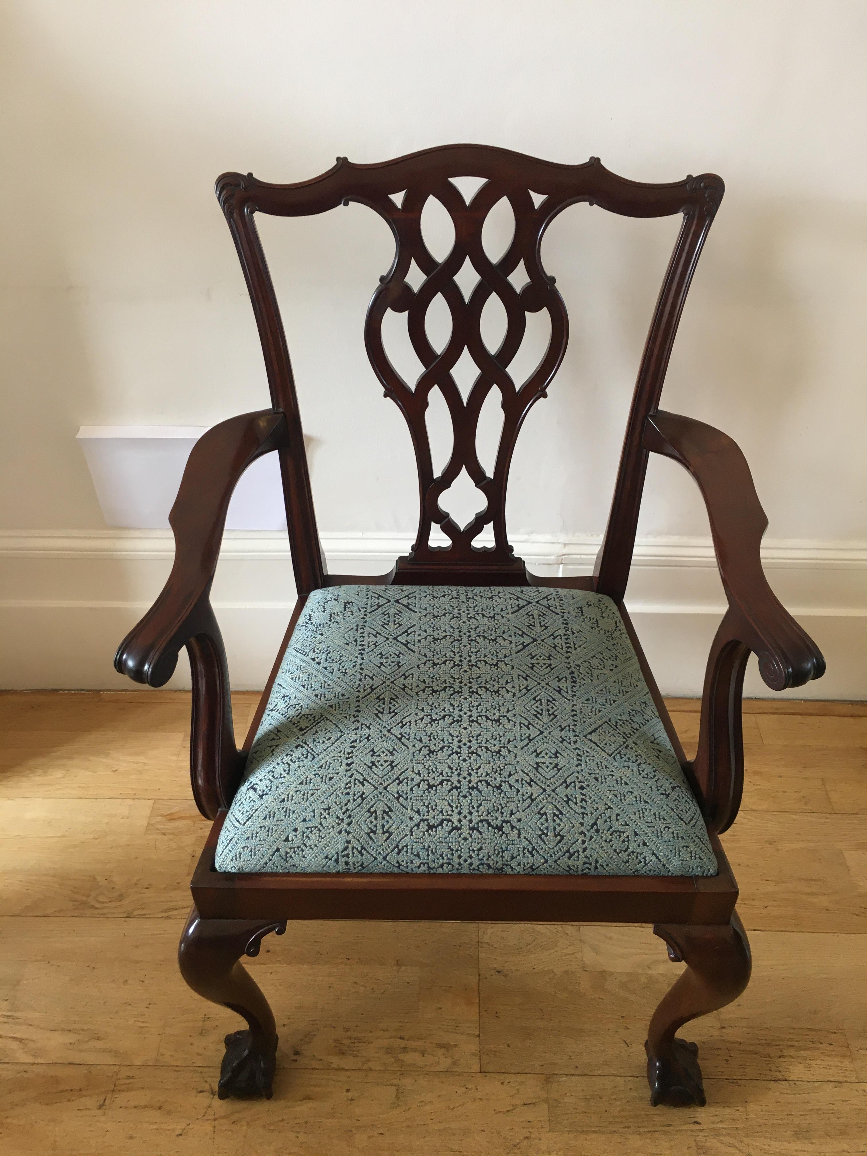 Late 19th Century Chippendale Style Mahogany Armchair For Sale 12