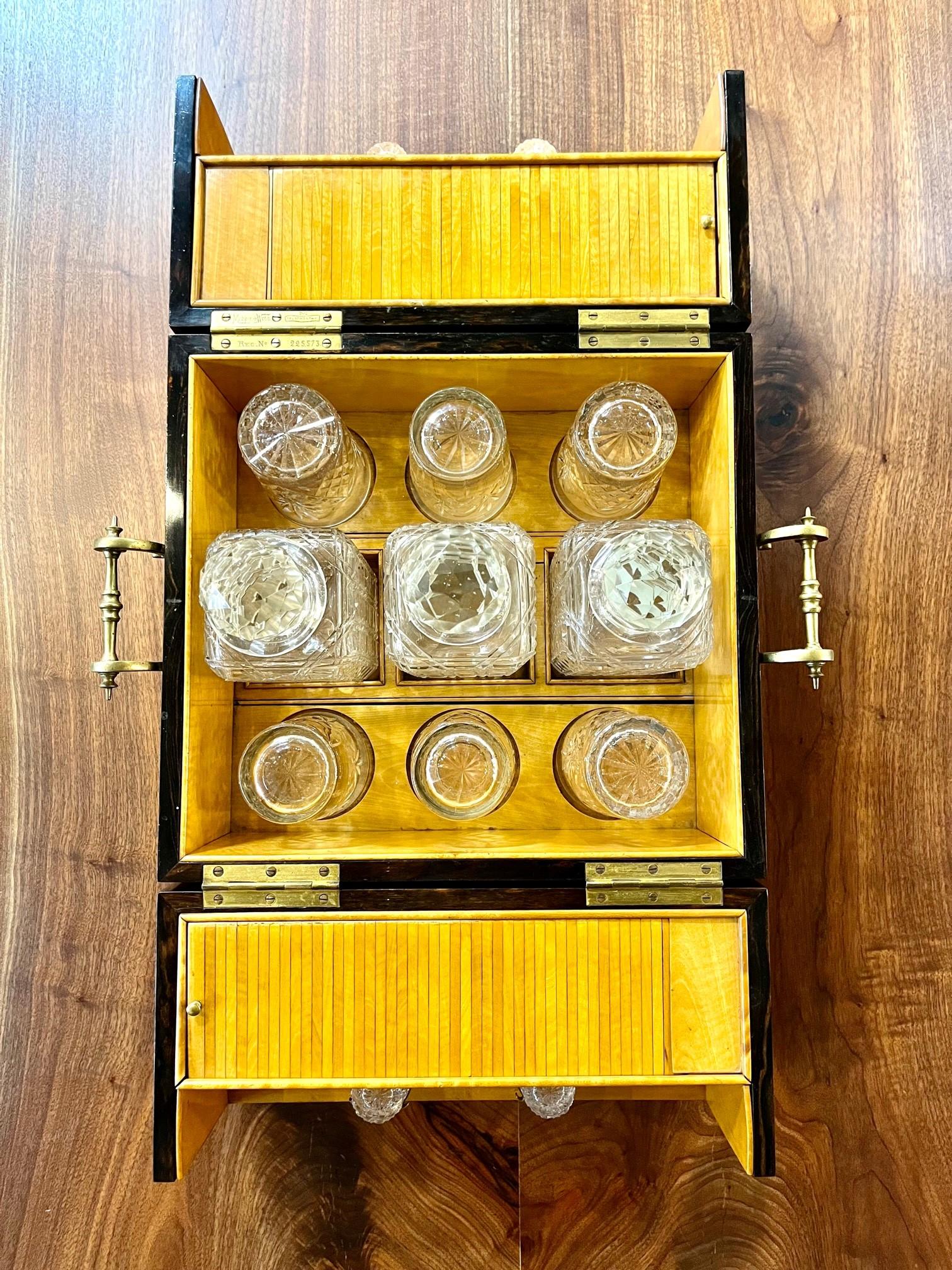 Late 19th C English Mappin & Webb Drink and Game Box, Dominoes, Cards, Cribbage In Good Condition For Sale In Stamford, CT