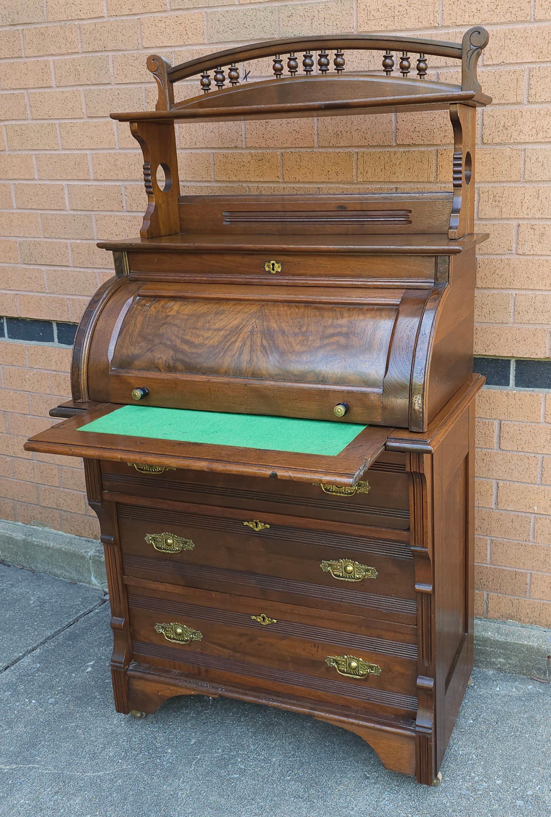 Hand-Crafted Late 19th C. Four-Part Handcrafted Victorian Walnut Cylinder Front Rolling Desk