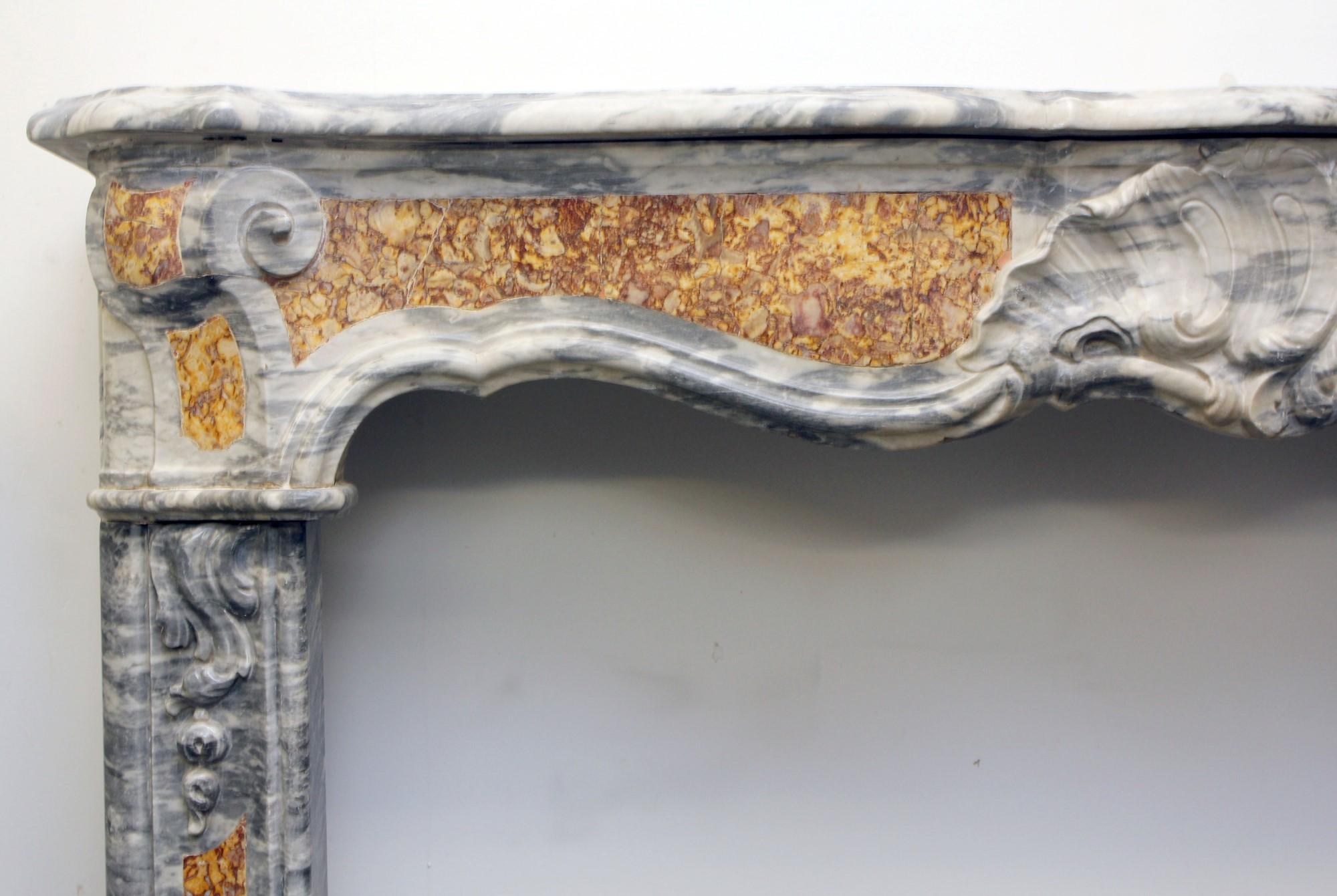 French Gray Marble Mantel Louis XV Hand Carved Pompadour Motif In Good Condition For Sale In New York, NY