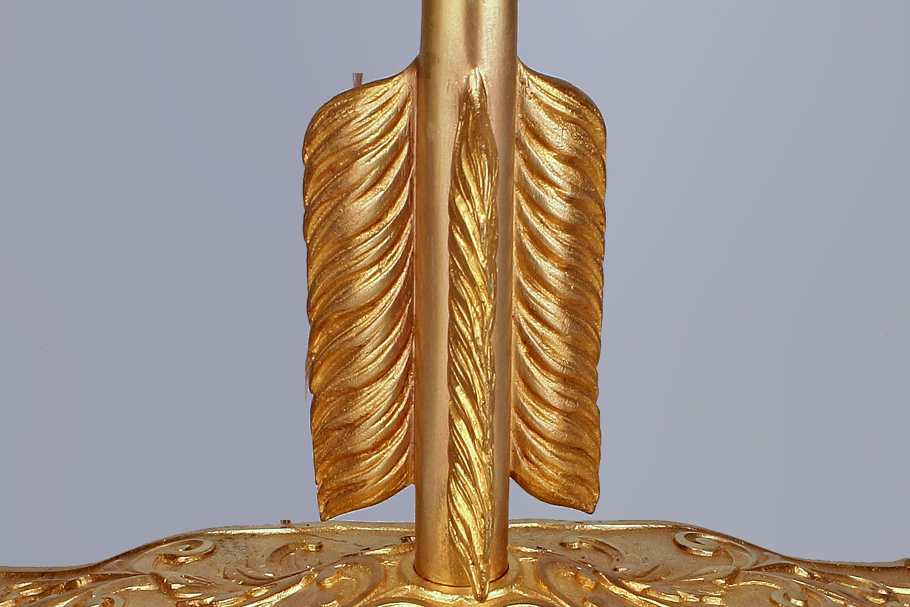 Lampadaire en forme de flèche en bronze doré et en bronze doré de la fin du 19e C. par la Maison Jansen en vente 1