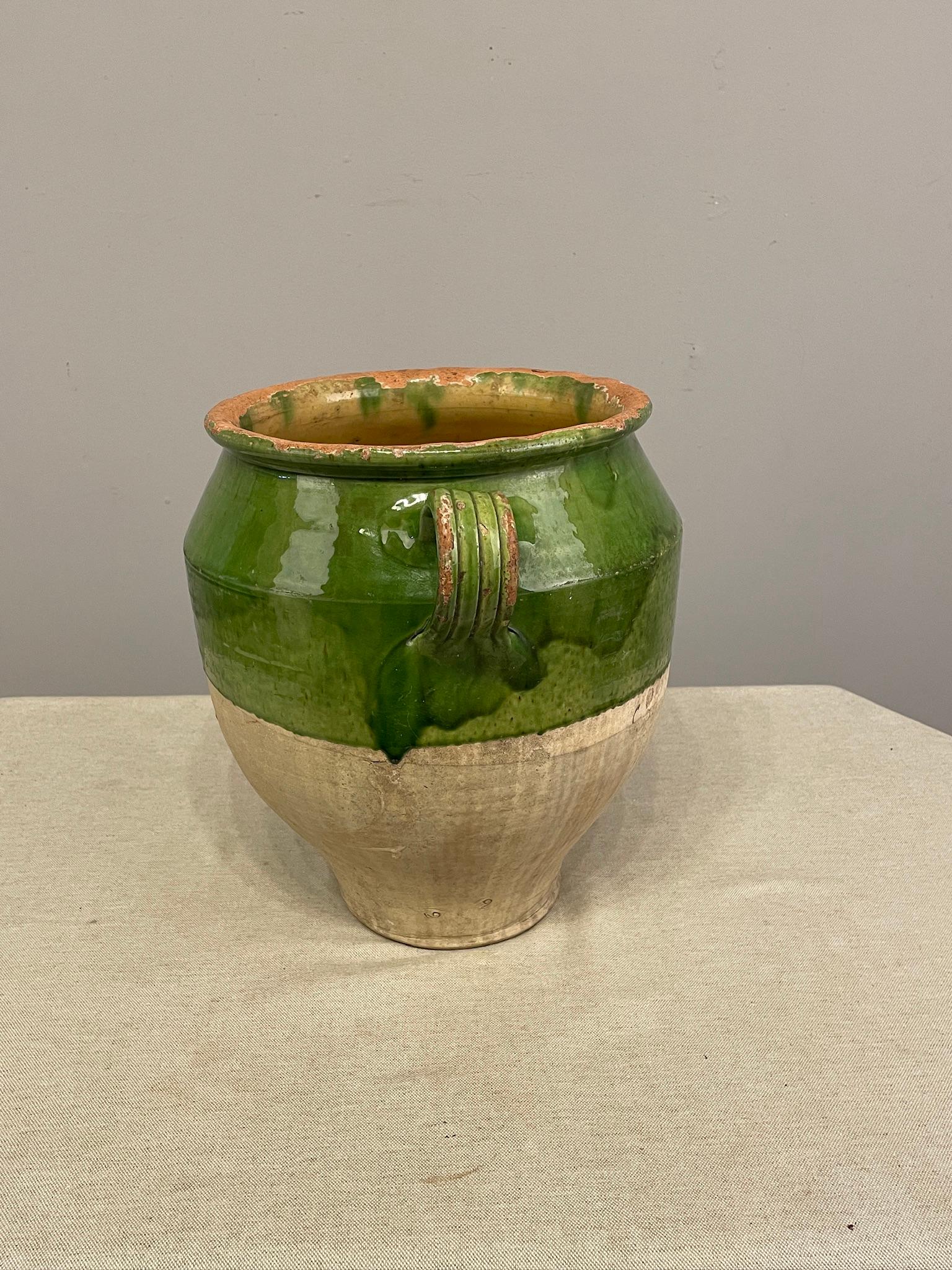Francese Ceramica smaltata verde della fine del XX secolo proveniente dalla Francia in vendita